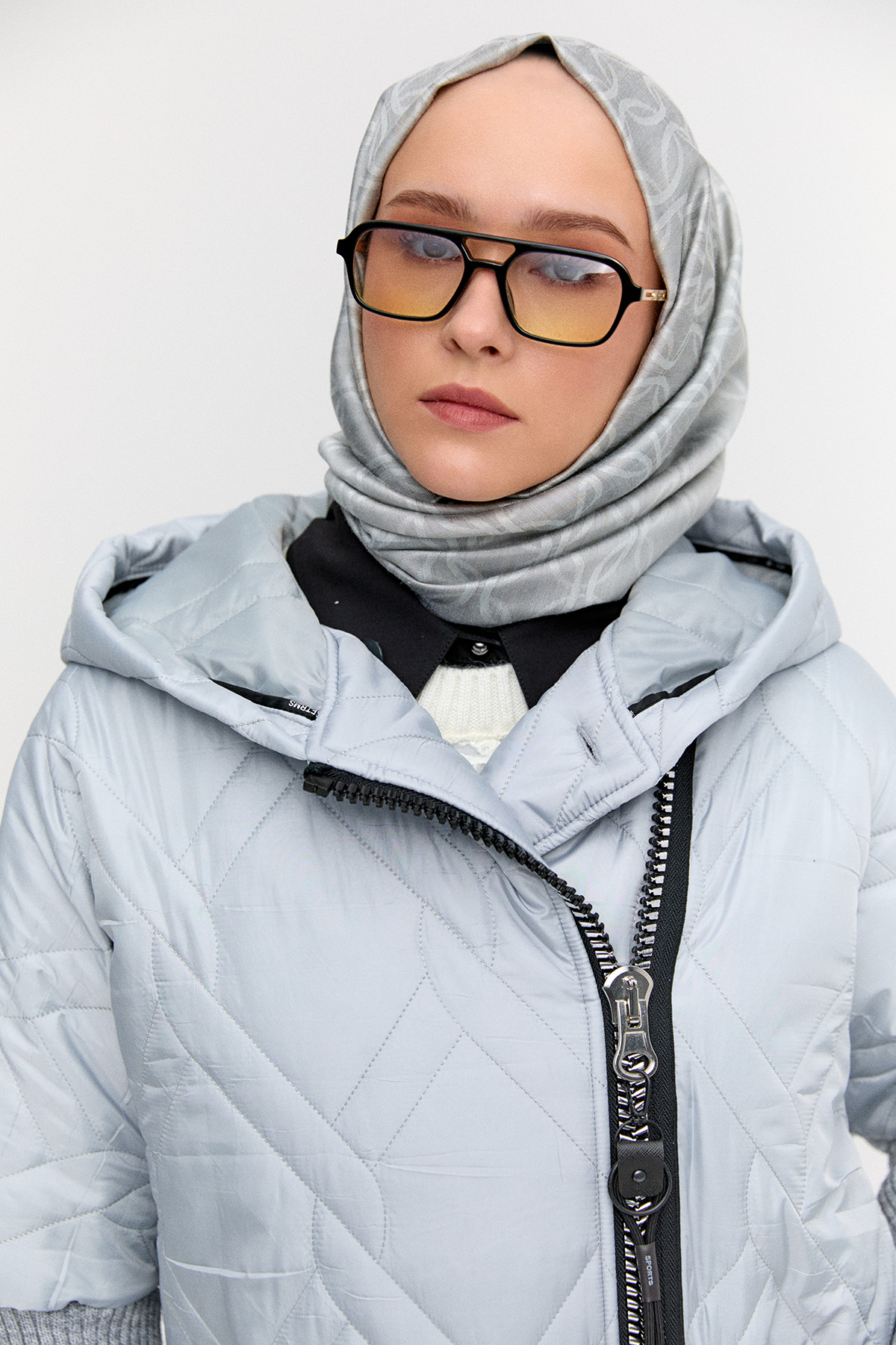 Kapüşonlu Sportif Kapitone Kaban, Tesettür Giyim