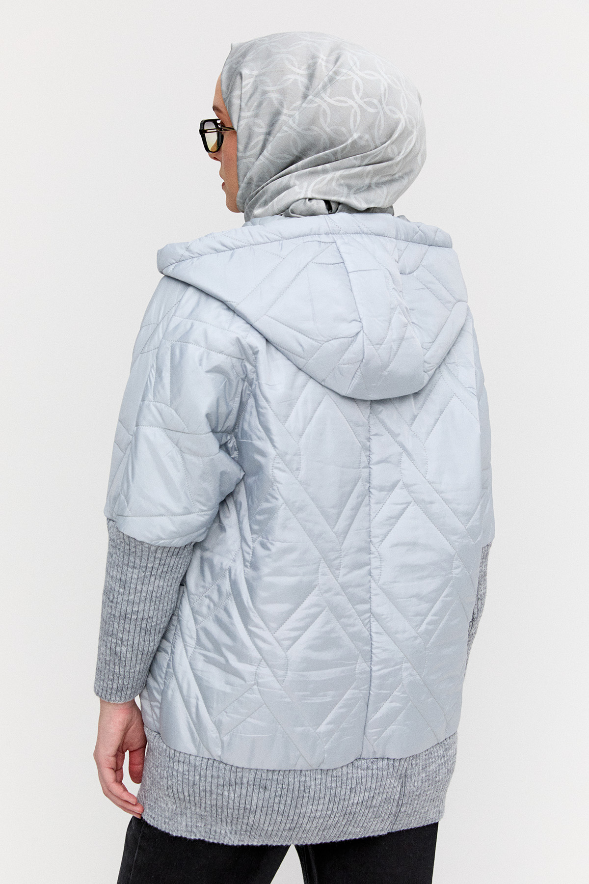 Kapüşonlu Sportif Kapitone Kaban, Tesettür Giyim