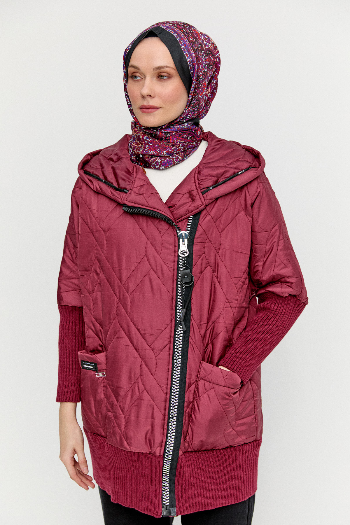 Kapüşonlu Sportif Kapitone Kaban, Tesettür Giyim