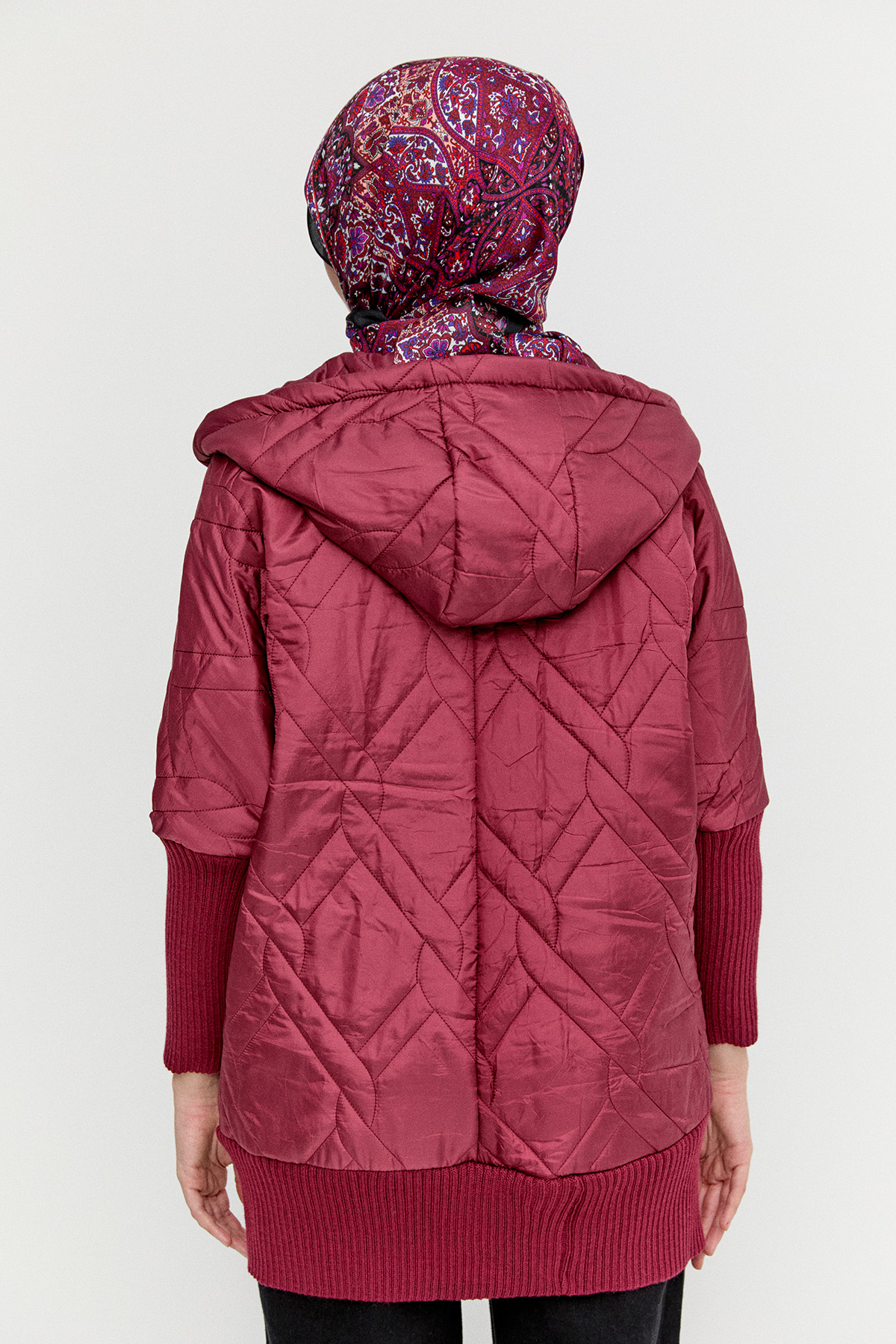 Kapüşonlu Sportif Kapitone Kaban, Tesettür Giyim