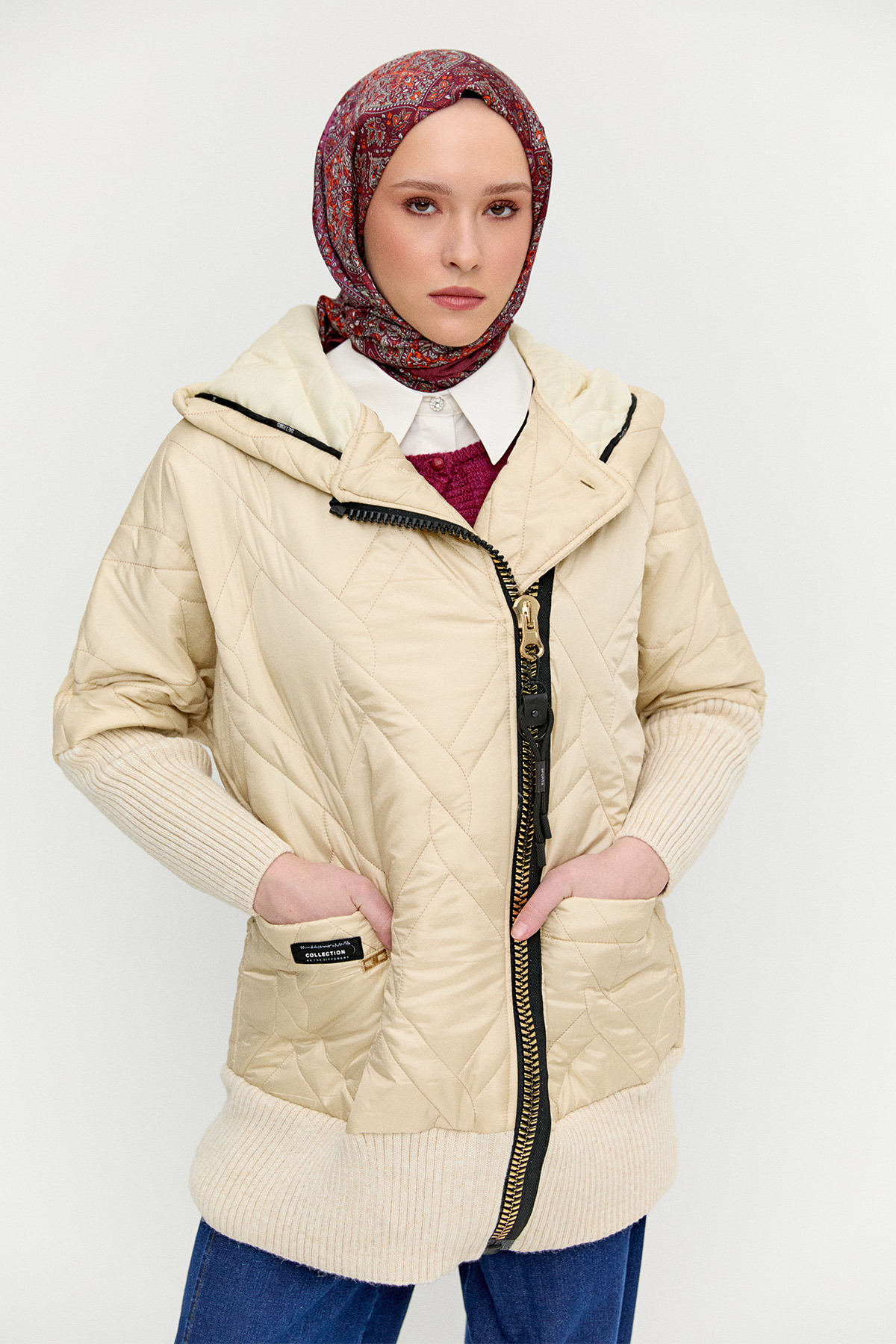 Kapüşonlu Sportif Kapitone Kaban, Tesettür Giyim