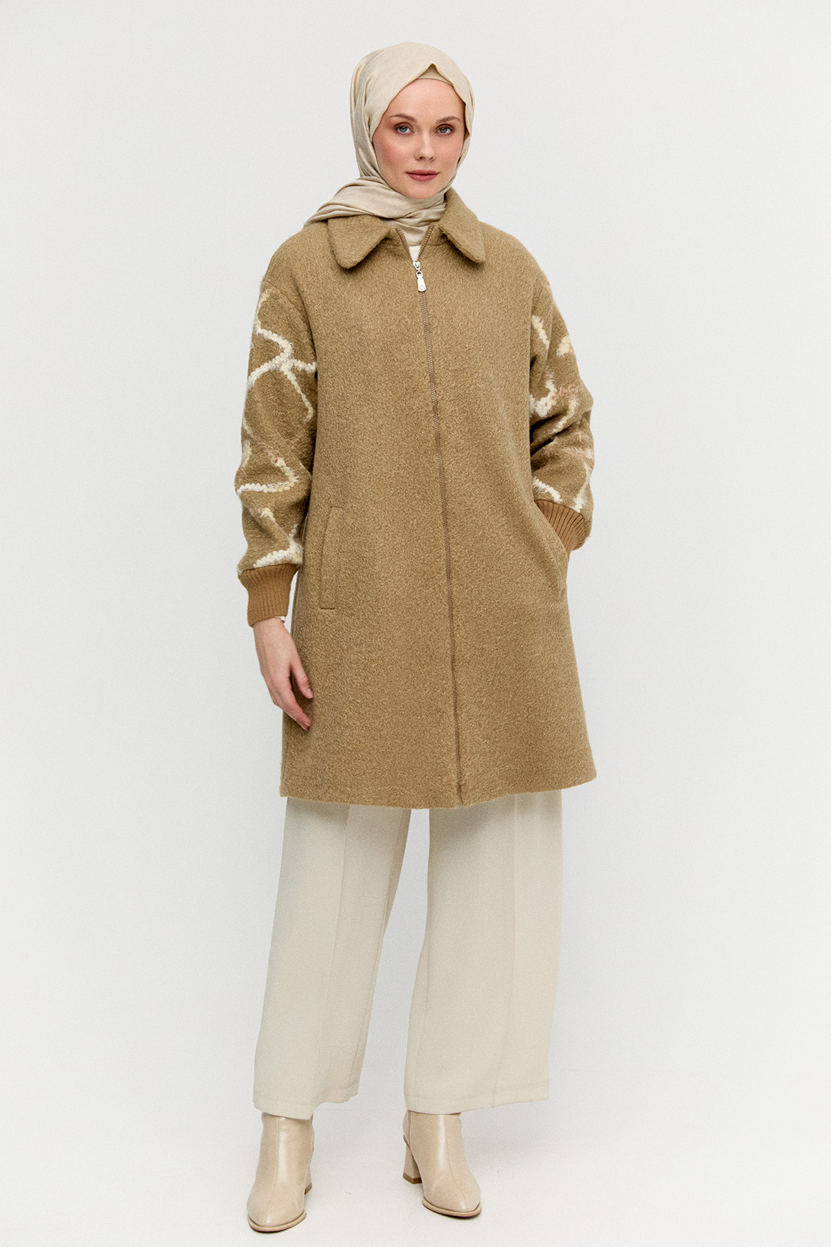 Ribanalı Fermuarlı Kaban, Tesettür Giyim