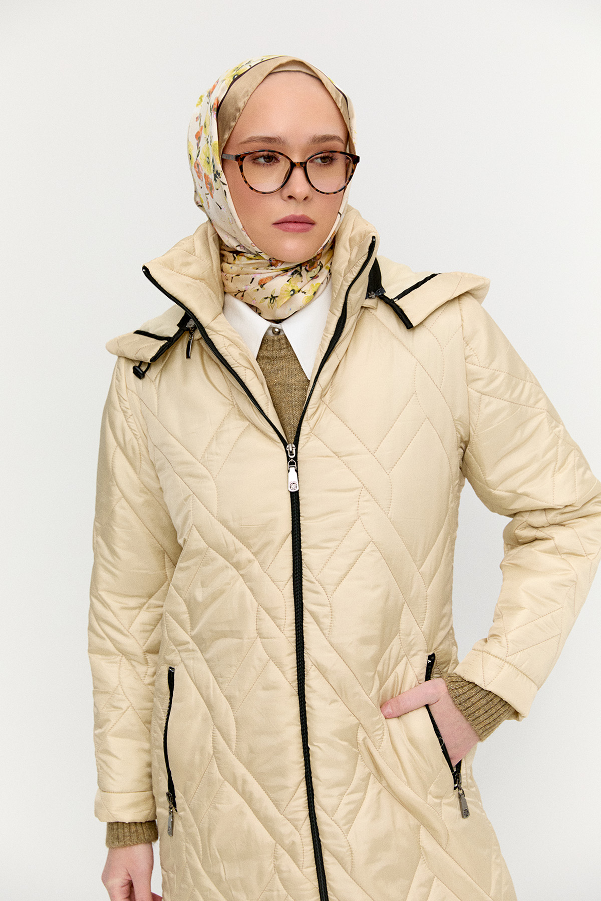 Çıt Detaylı Kapitone Kaban, Tesettür Giyim