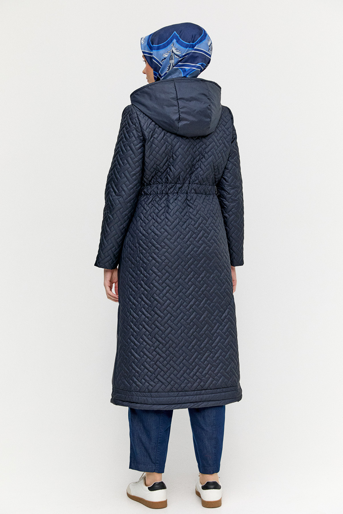 Kapüşonlu Kapitone Kaban, Tesettür Giyim