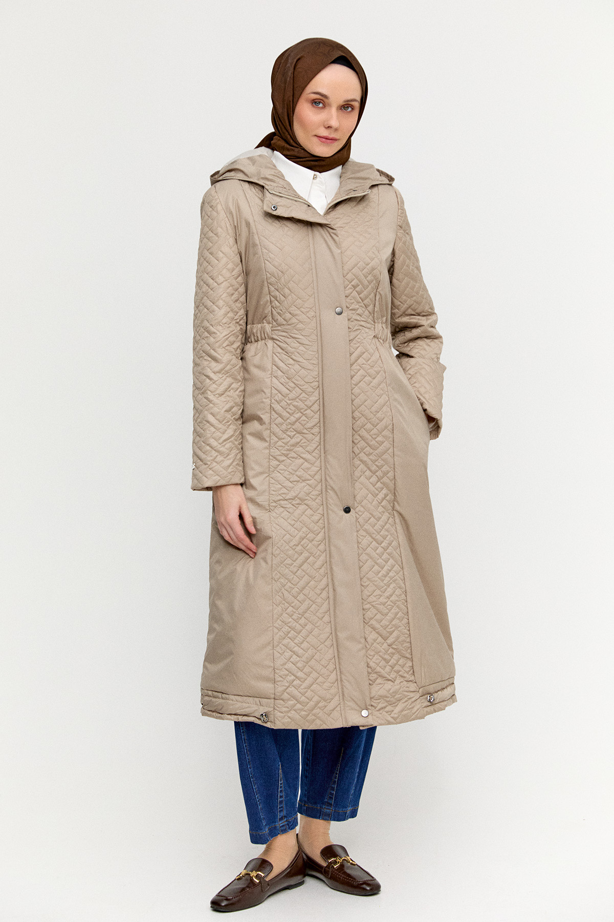 Kapüşonlu Kapitone Kaban, Tesettür Giyim