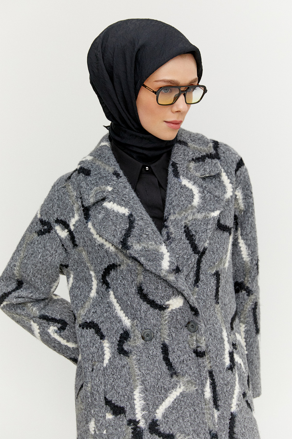 Desenli Oversize Kruvaze Kaban, Tesettür Giyim