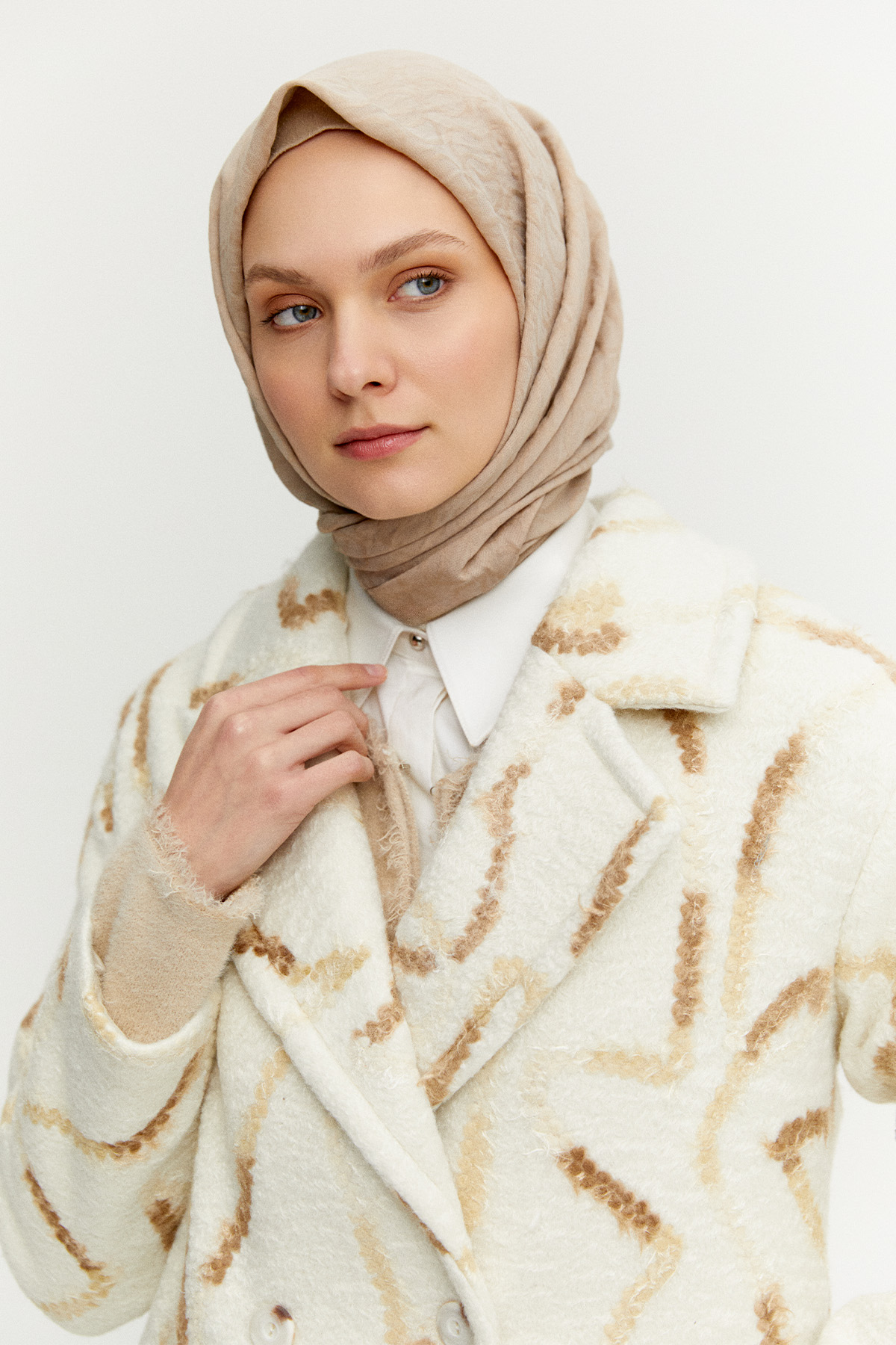 Desenli Oversize Kruvaze Kaban, Tesettür Giyim