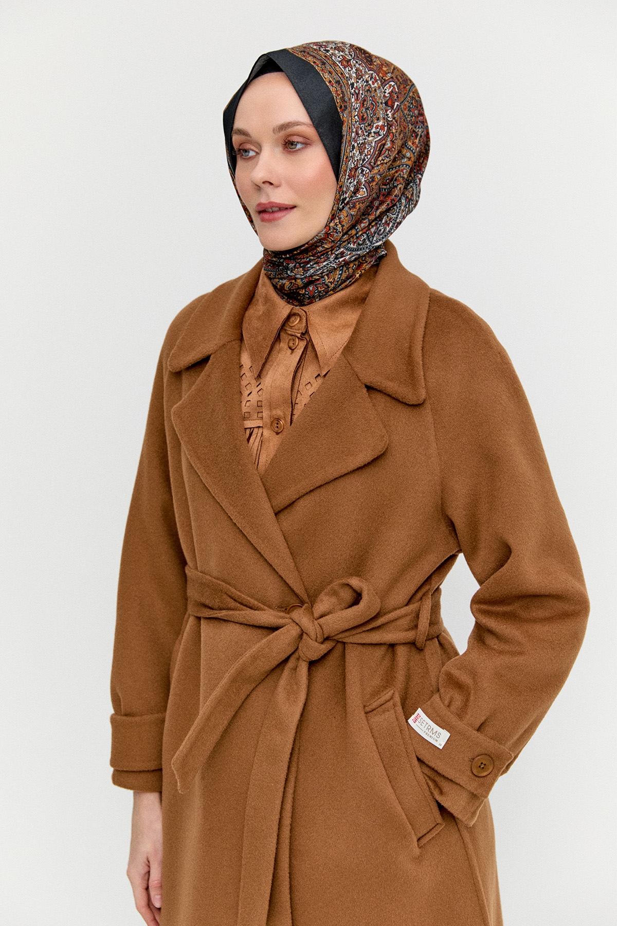 Yün Kruvaze Kaban, Tesettür Giyim