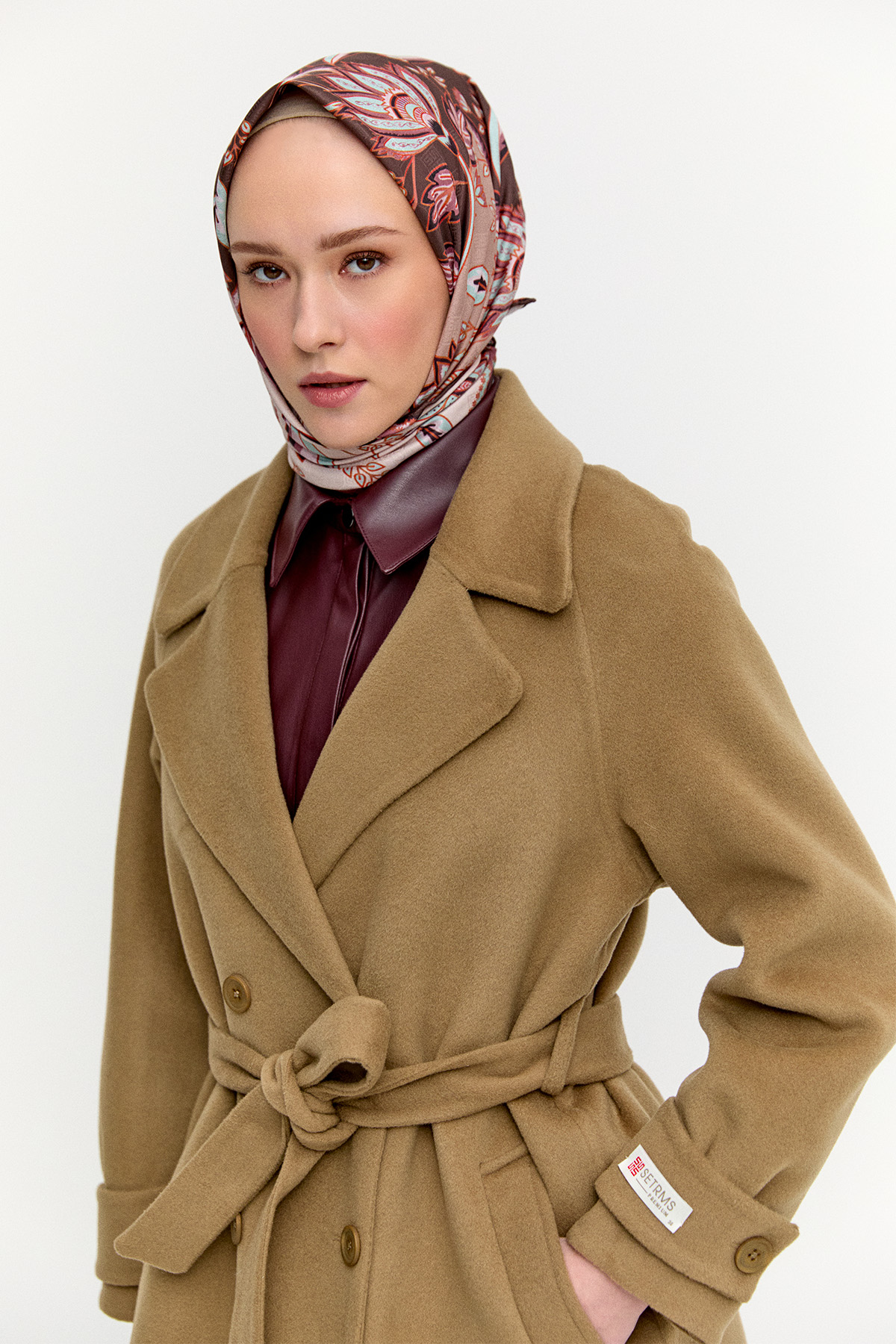 Yün Kruvaze Kaban, Tesettür Giyim