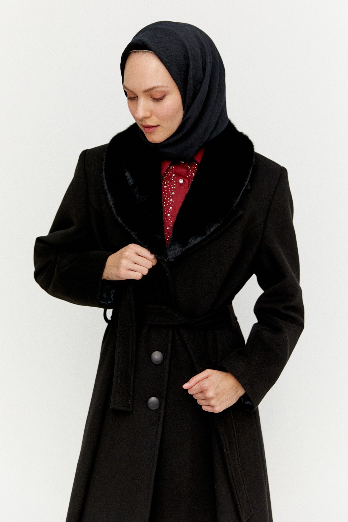 Kuşaklı Suni Kürk Yakalı Büyük Beden Manto