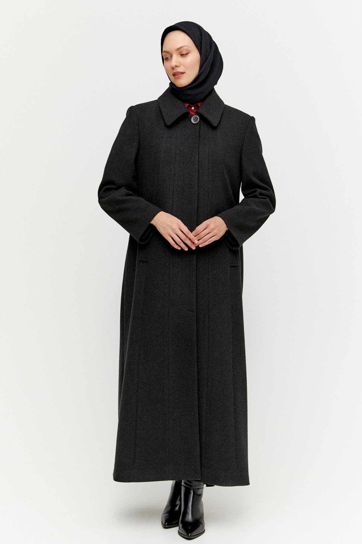 Büyük Beden Dikiş Detaylı Kaşe Manto