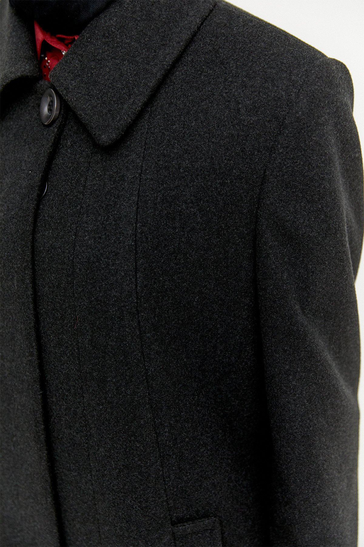 Büyük Beden Dikiş Detaylı Kaşe Manto