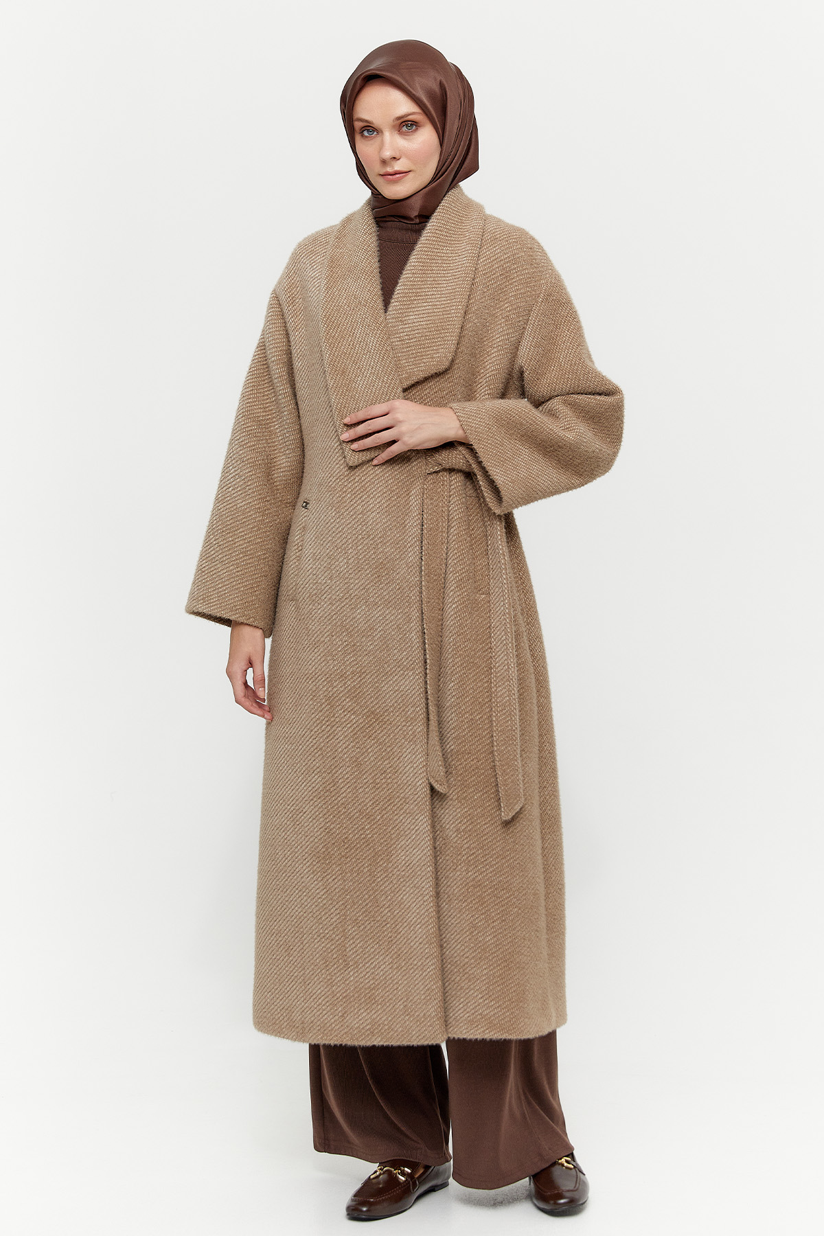 Asimetrik Yaka Oversize Manto