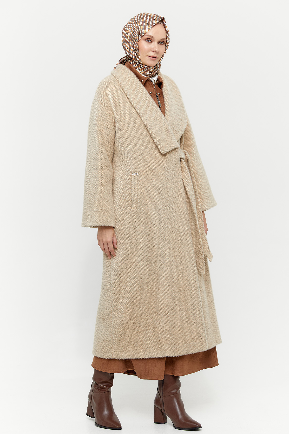 Asimetrik Yaka Oversize Manto