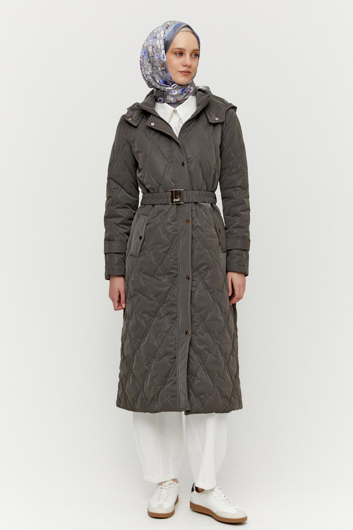 Kapüşonu Çıkarılabilir Kapitone Kaban