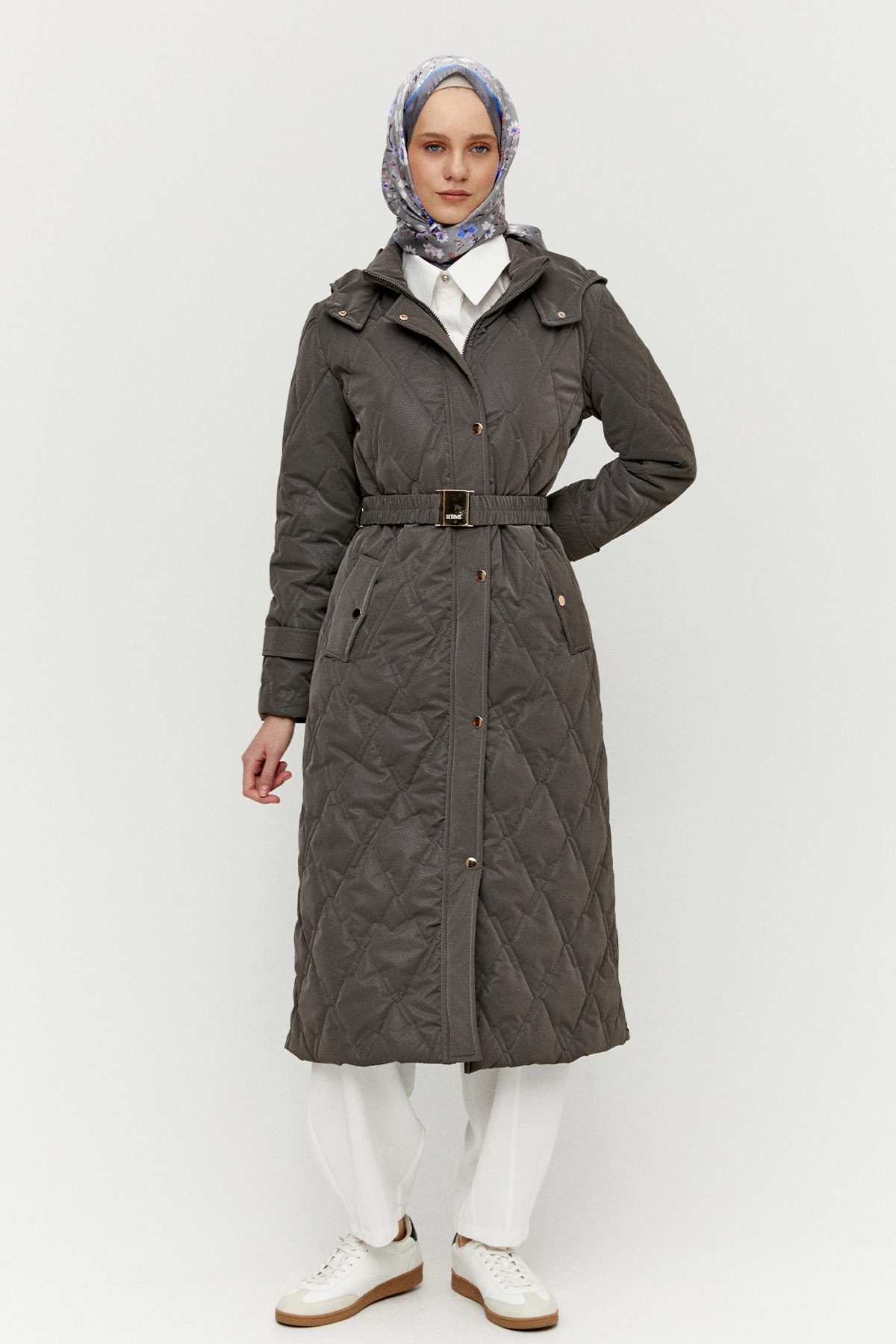 Kapüşonu Çıkarılabilir Kapitone Kaban