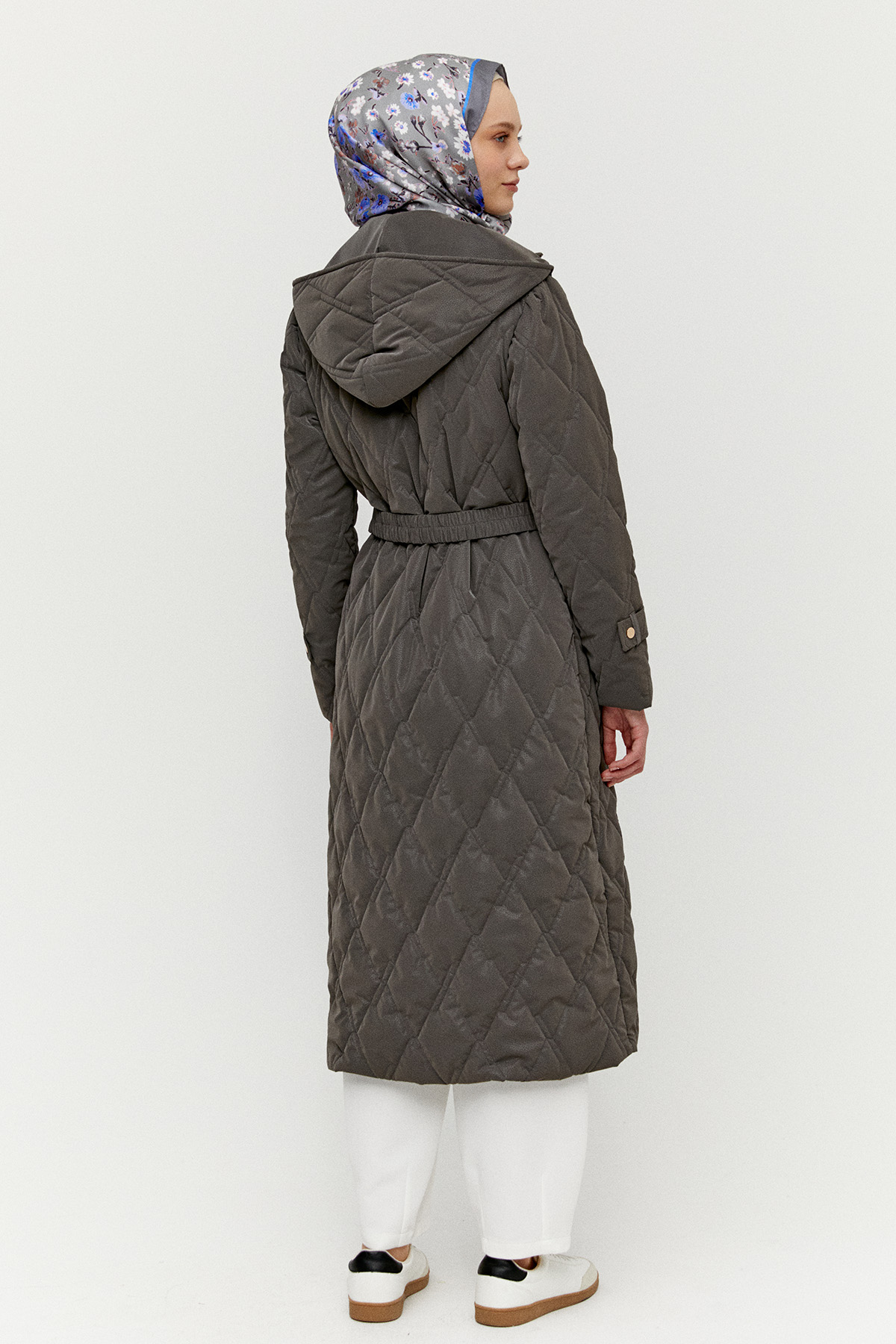 Kapüşonu Çıkarılabilir Kapitone Kaban