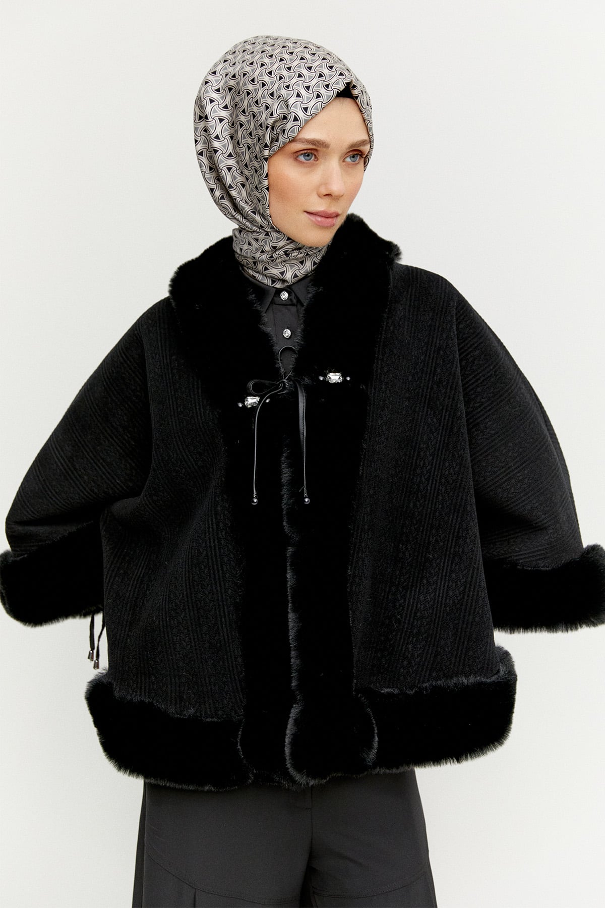 Suni Kürk Kombinli Pelerin, Tesettür Giyim