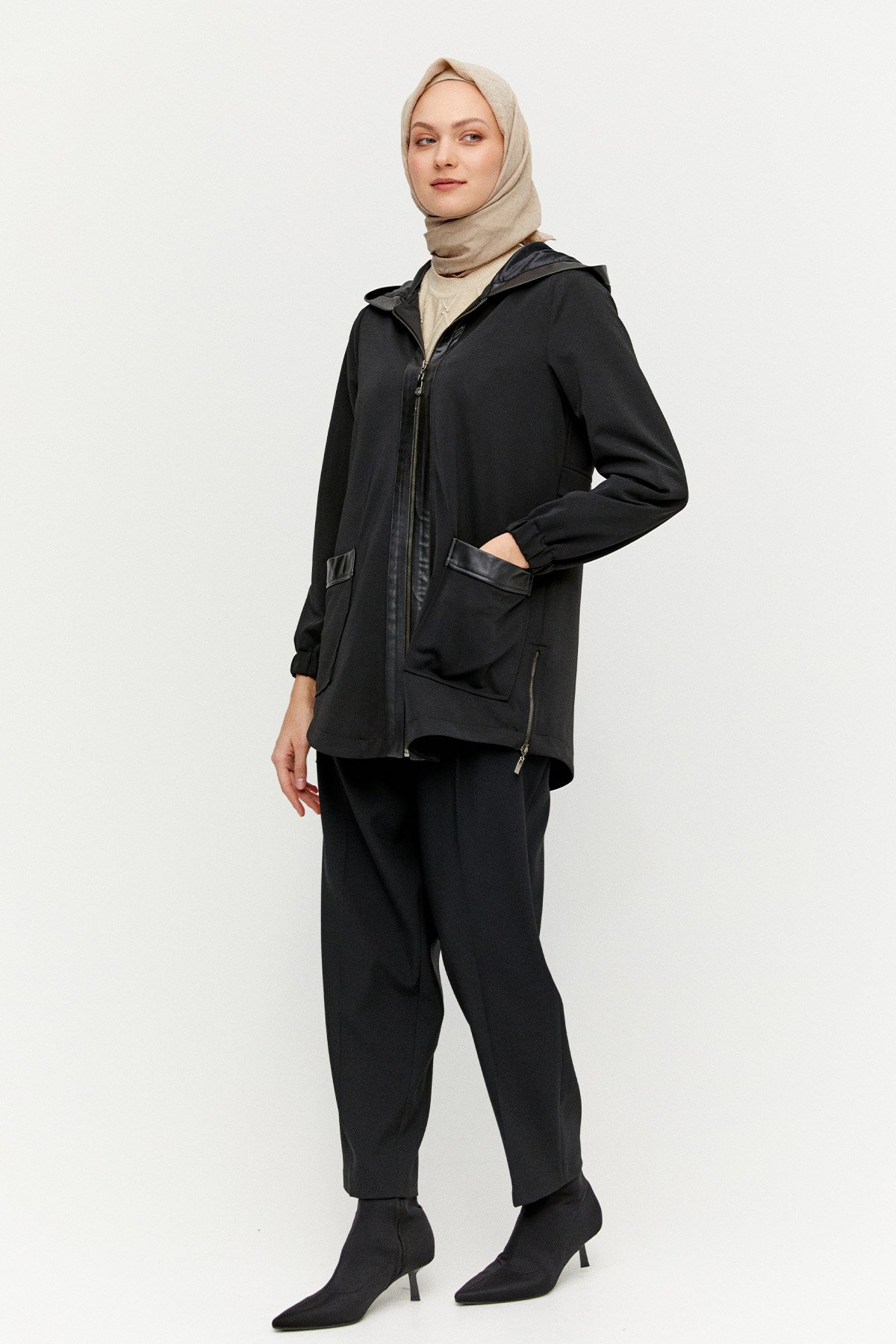 Tek Pileli Havuç Pantolon