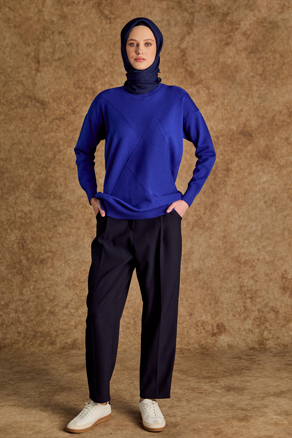 Tek Pileli Havuç Pantolon