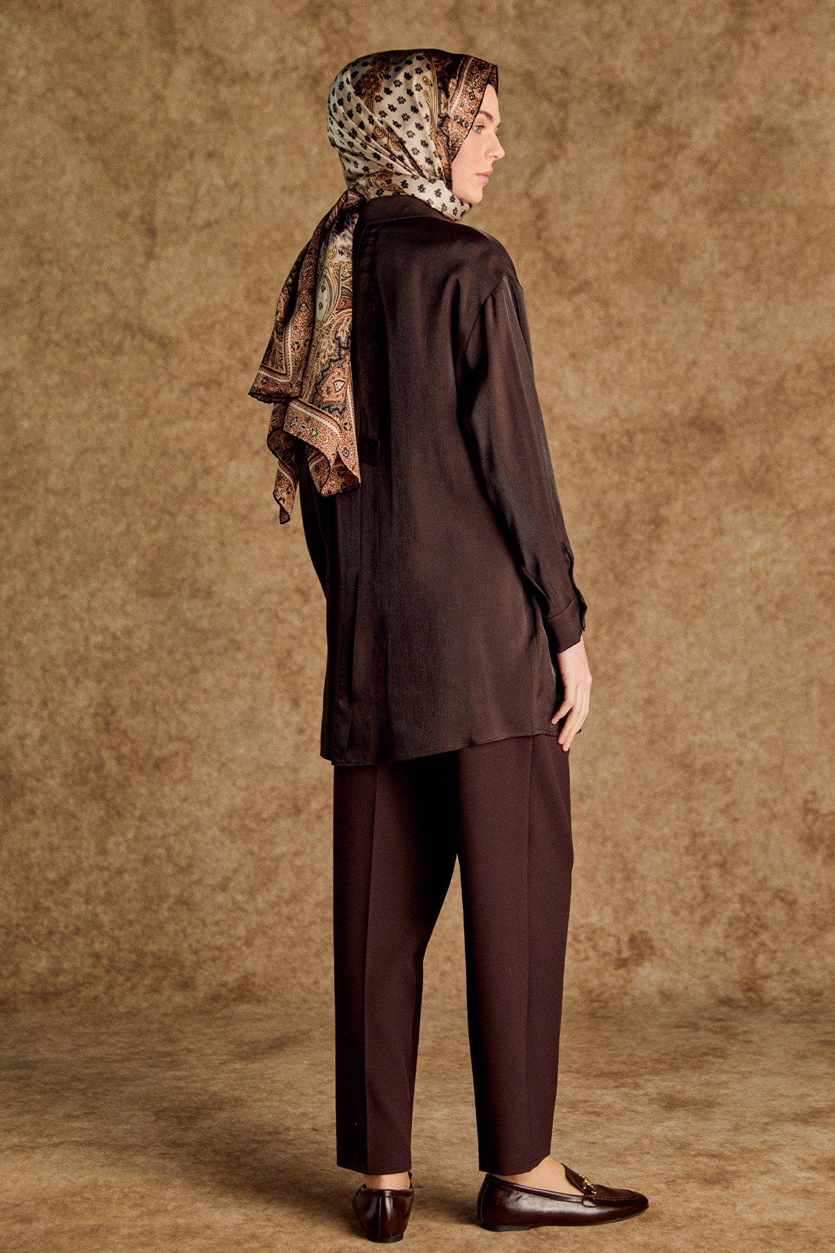 Tek Pileli Havuç Pantolon