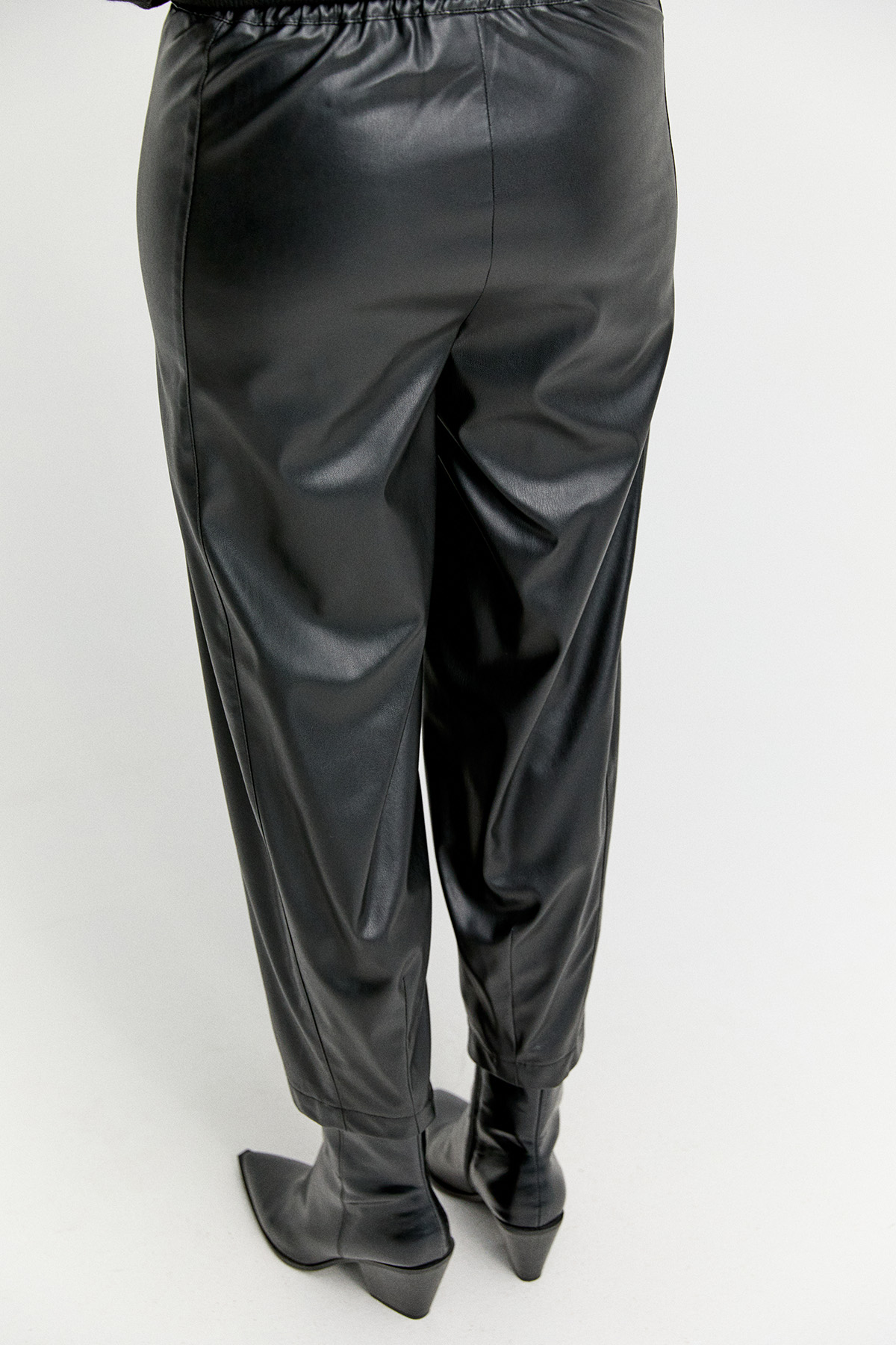 Suni Deri Pantolon, Tesettür Giyim