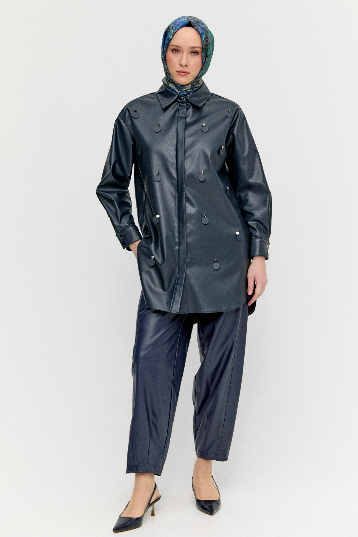 Suni Deri Pantolon, Tesettür Giyim