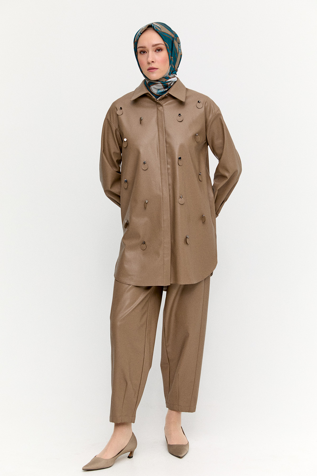 Suni Deri Pantolon, Tesettür Giyim