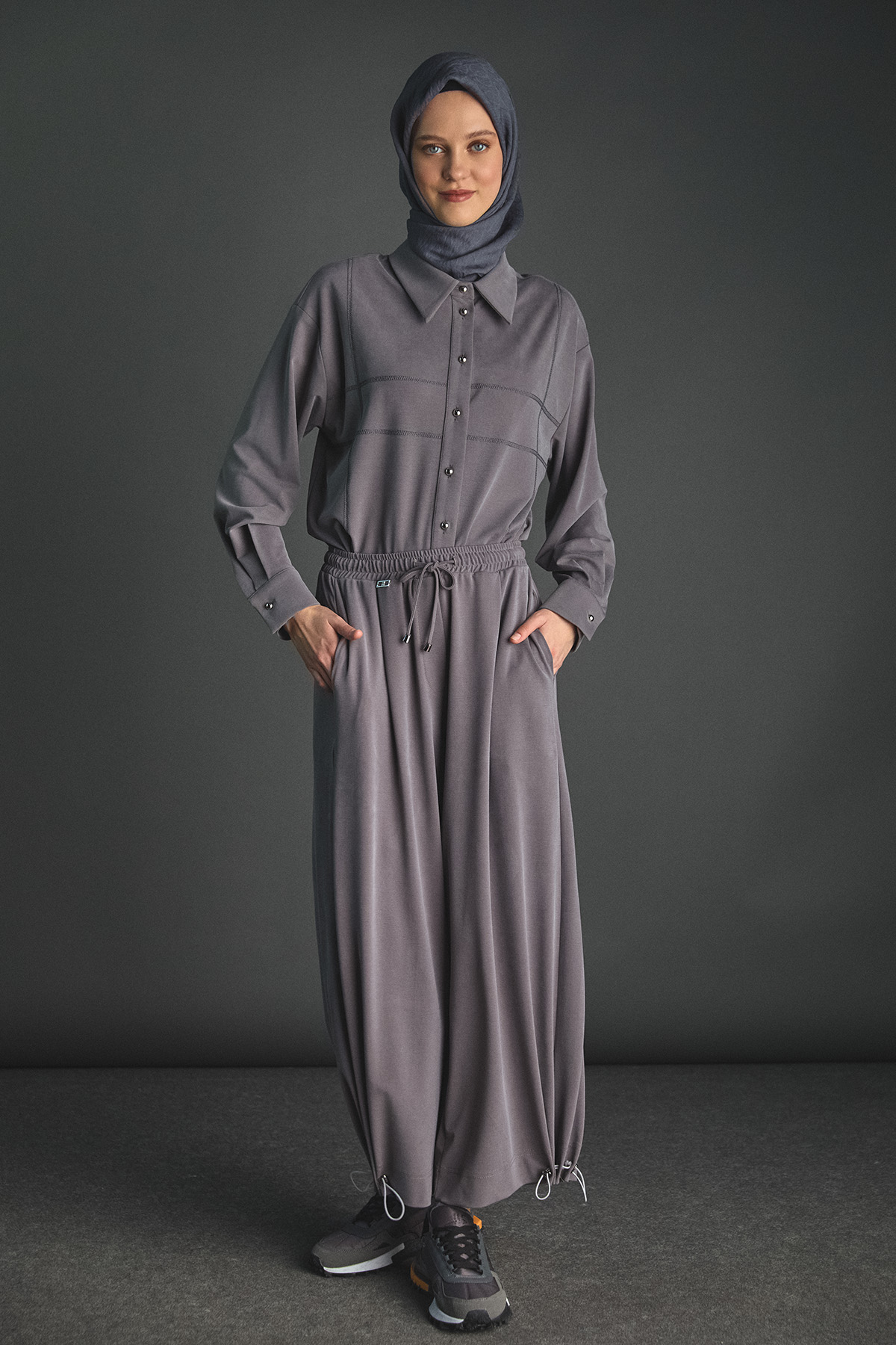 Stoper Detaylı Rahat Kesim Pantolon