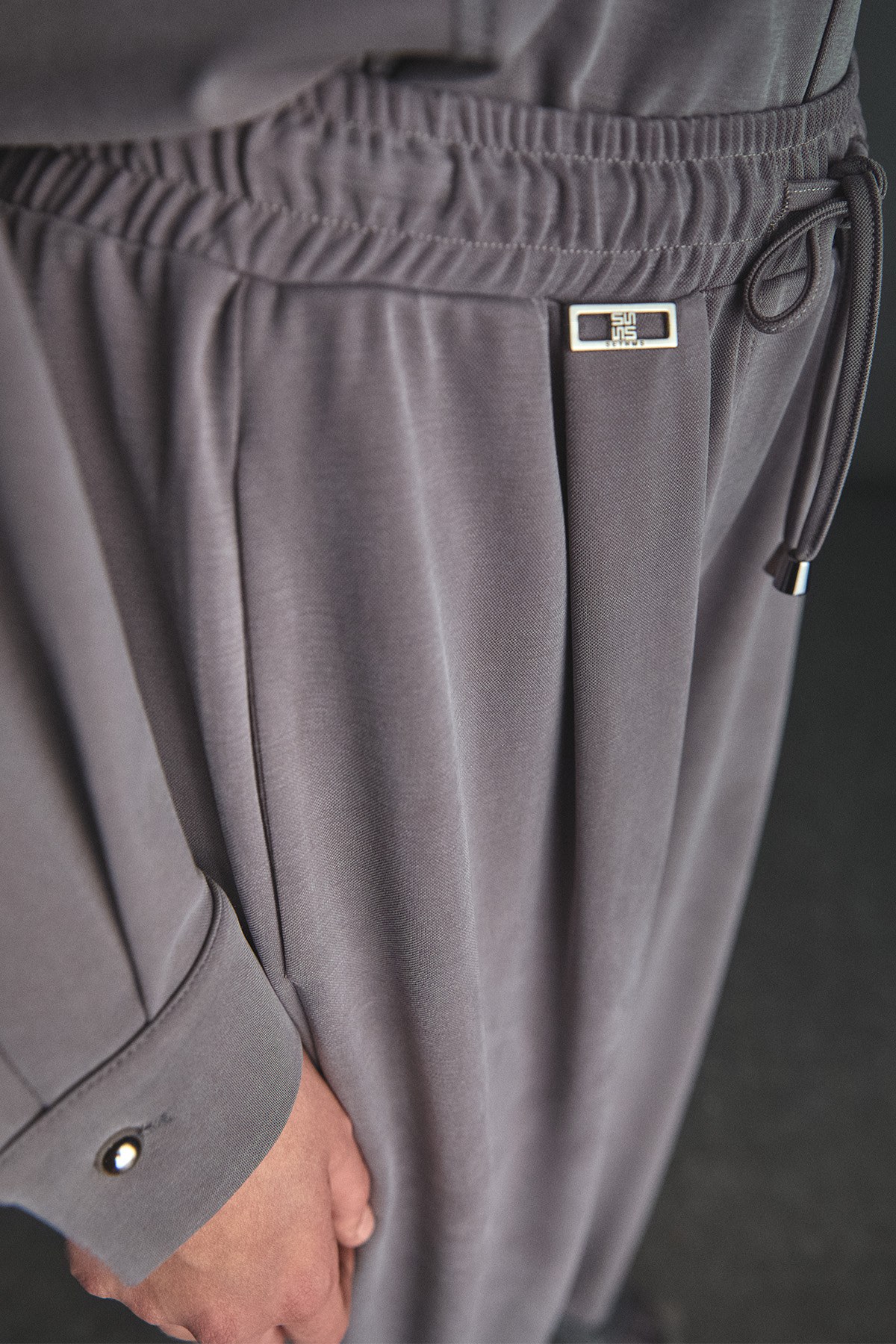 Stoper Detaylı Rahat Kesim Pantolon