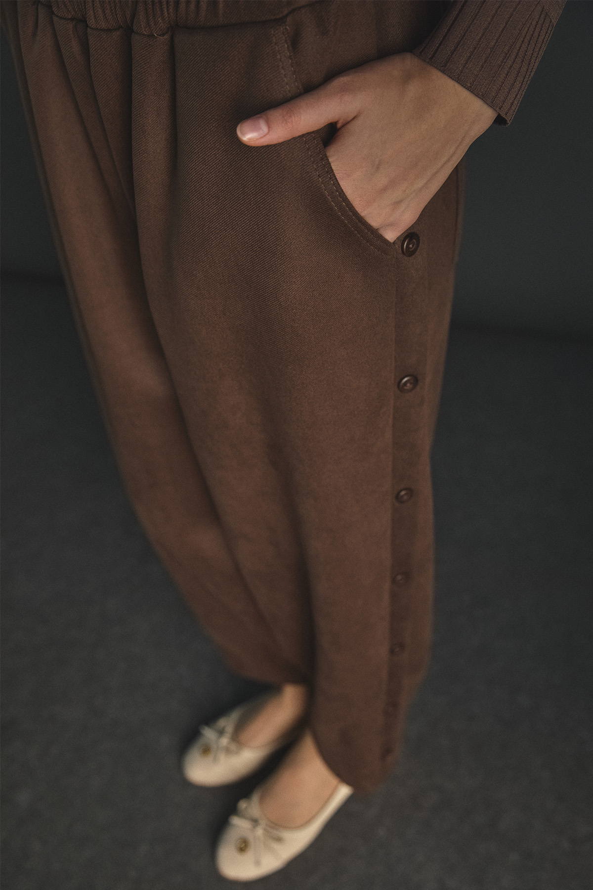 Rahat Form Süet Dokulu Pantolon