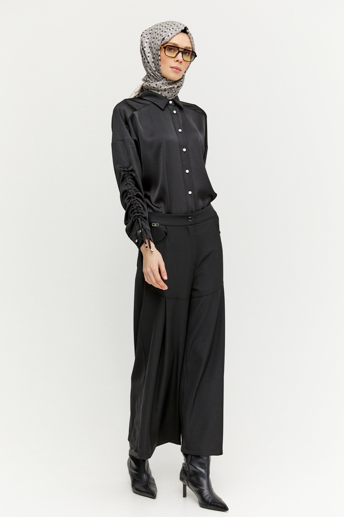 Geniş Paça Robalı Krep Pantolon