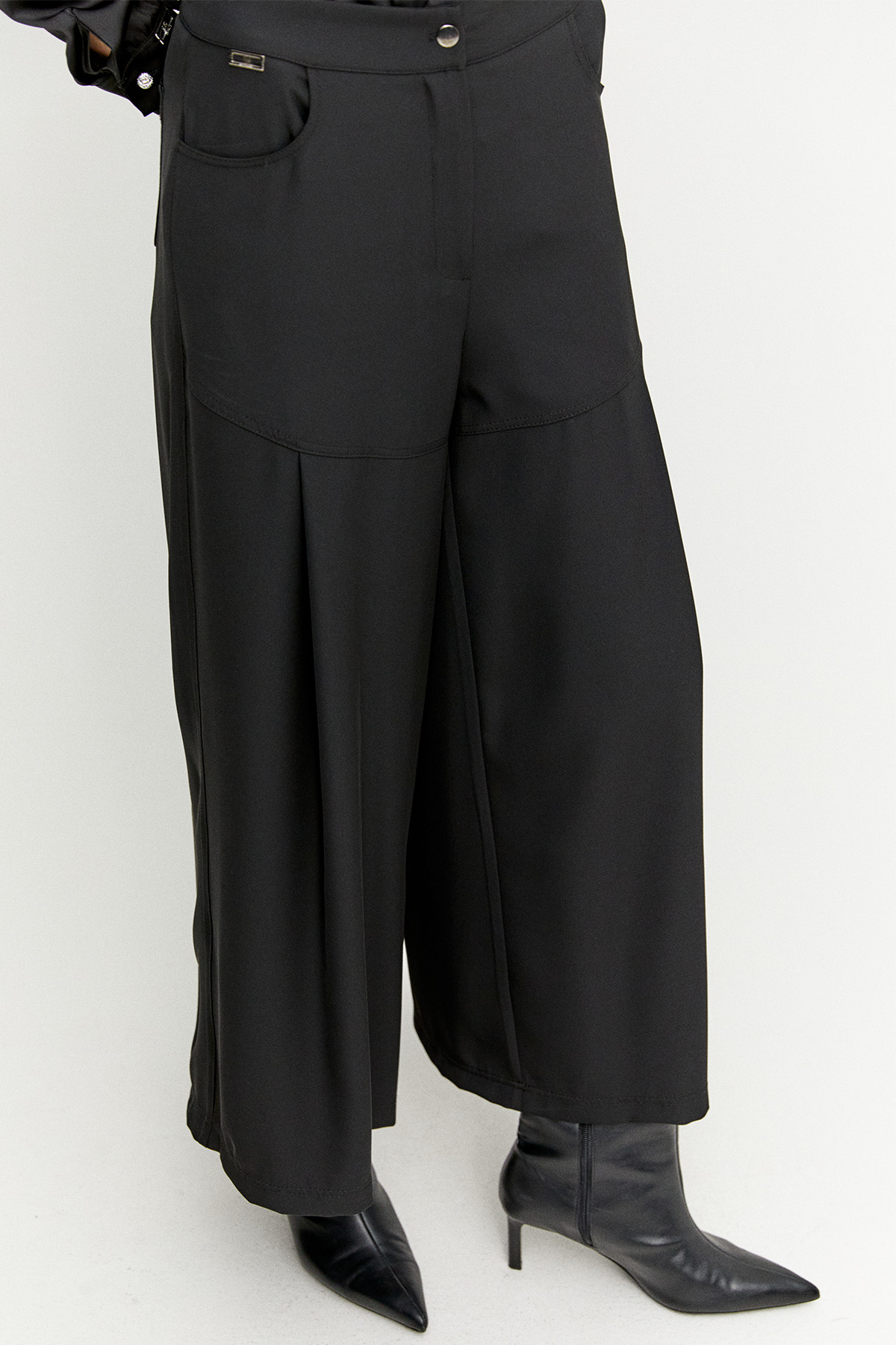 Geniş Paça Robalı Krep Pantolon