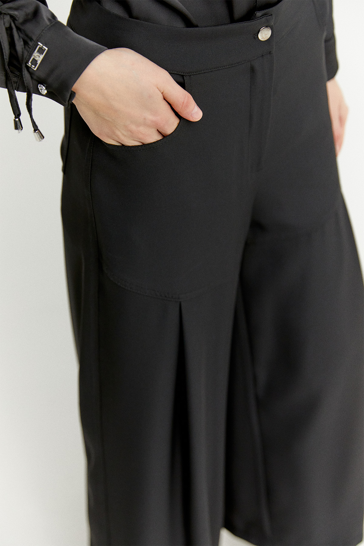 Geniş Paça Robalı Krep Pantolon