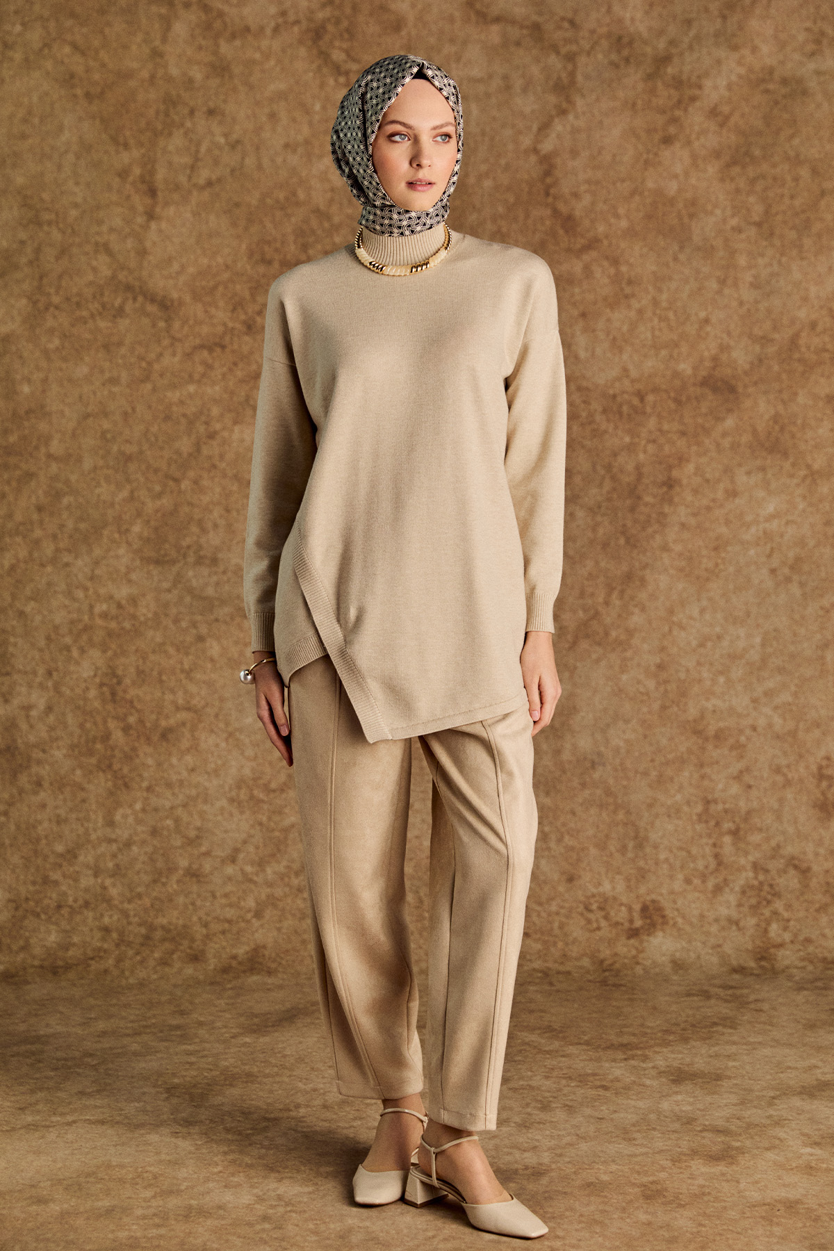 Nervürlü Şalvar Kesim Süet Pantolon