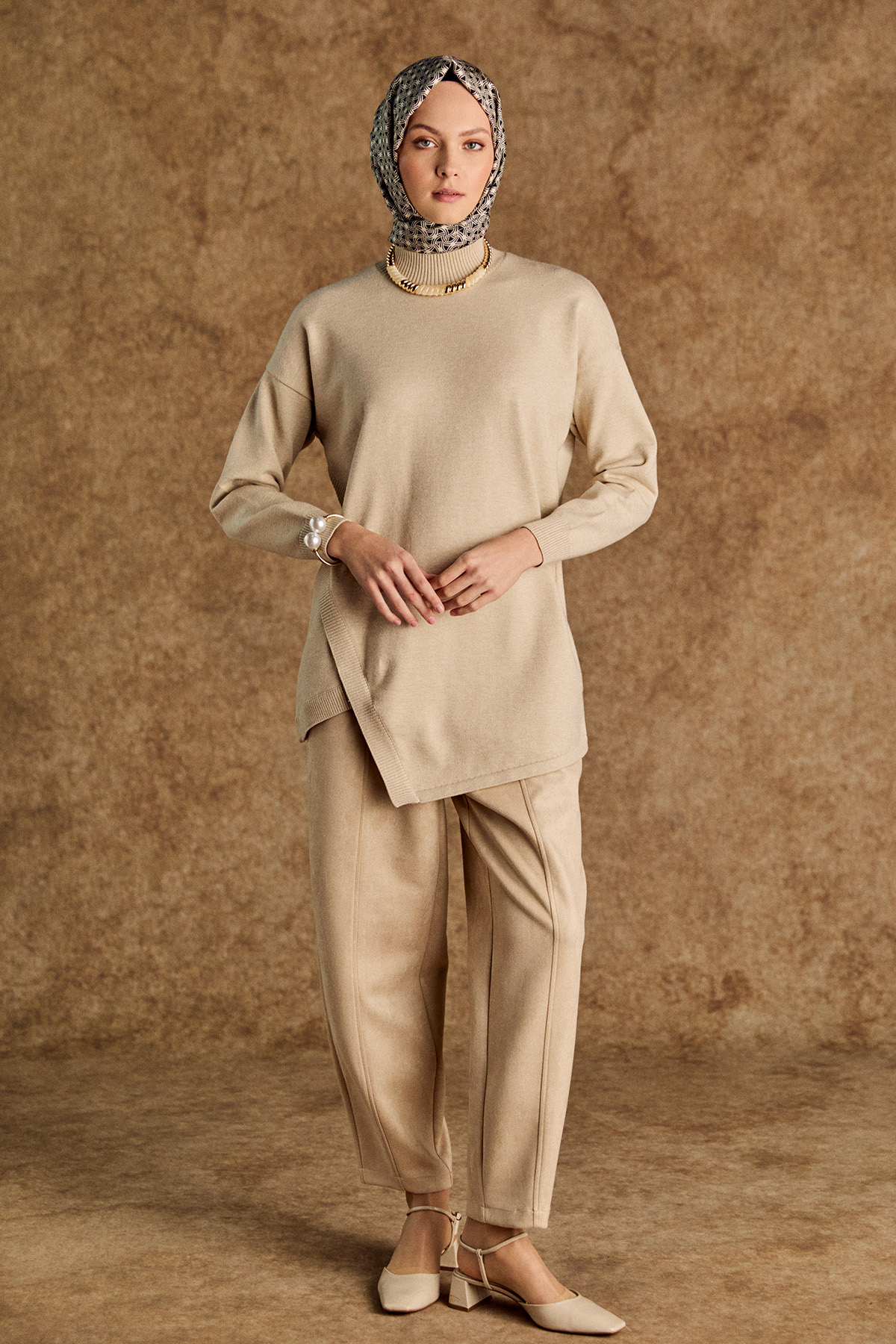 Nervürlü Şalvar Kesim Süet Pantolon