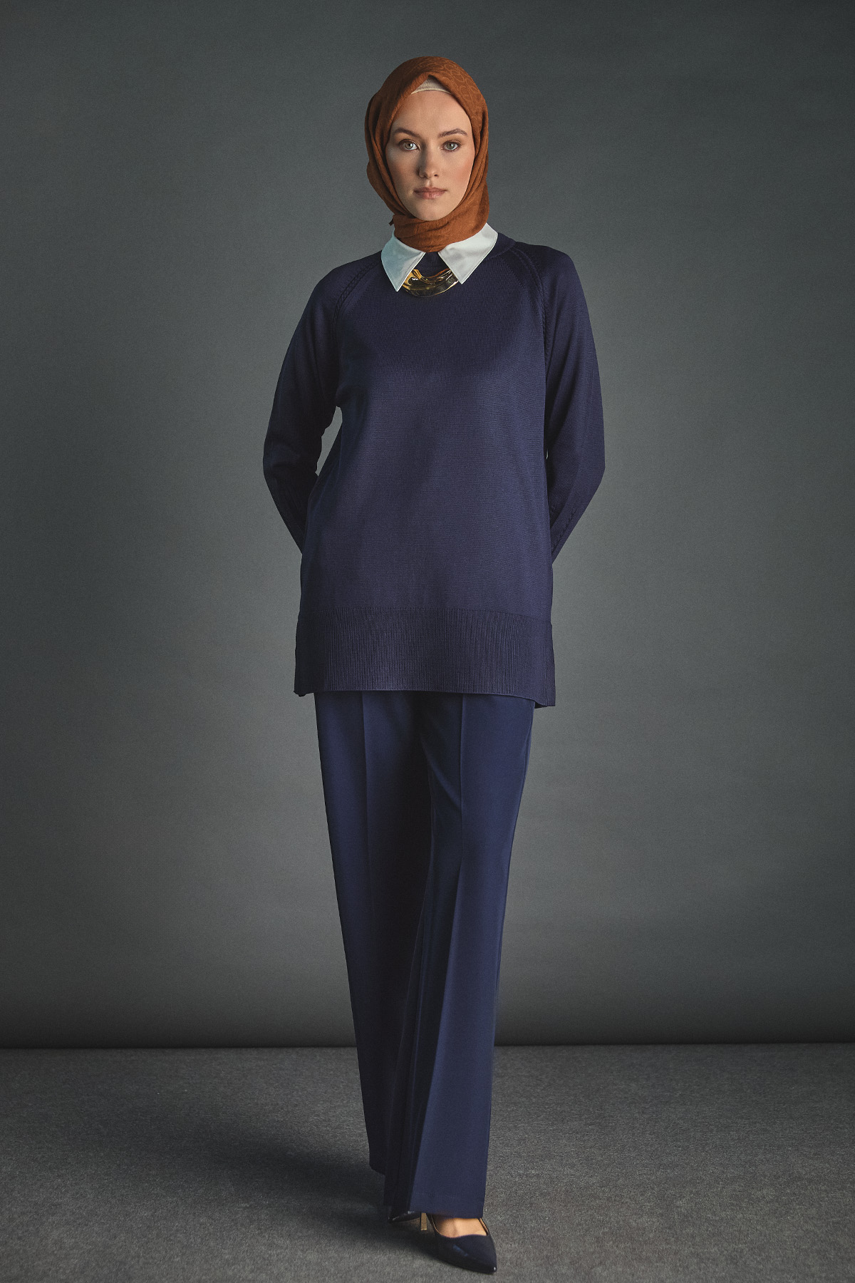 Lastikli Bel Geniş Paça Kumaş Pantolon