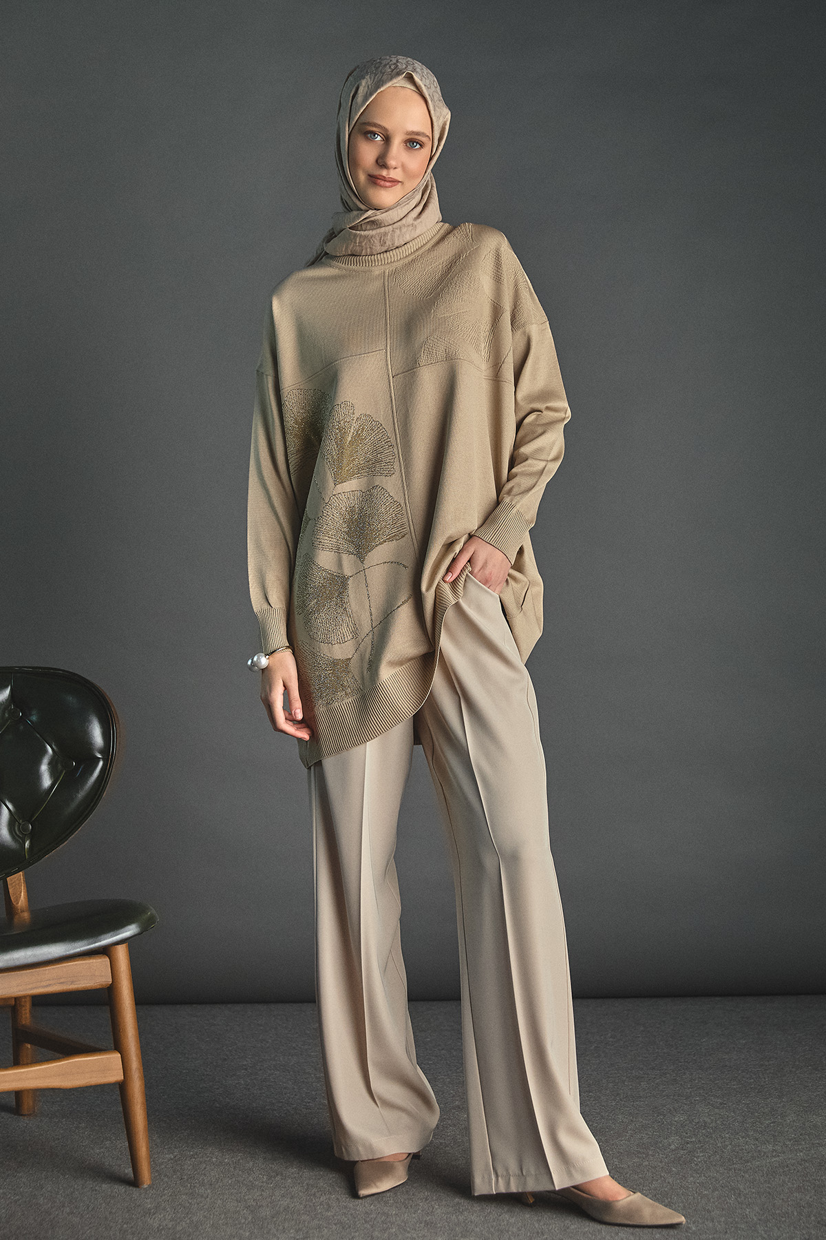 Lastikli Bel Geniş Paça Kumaş Pantolon