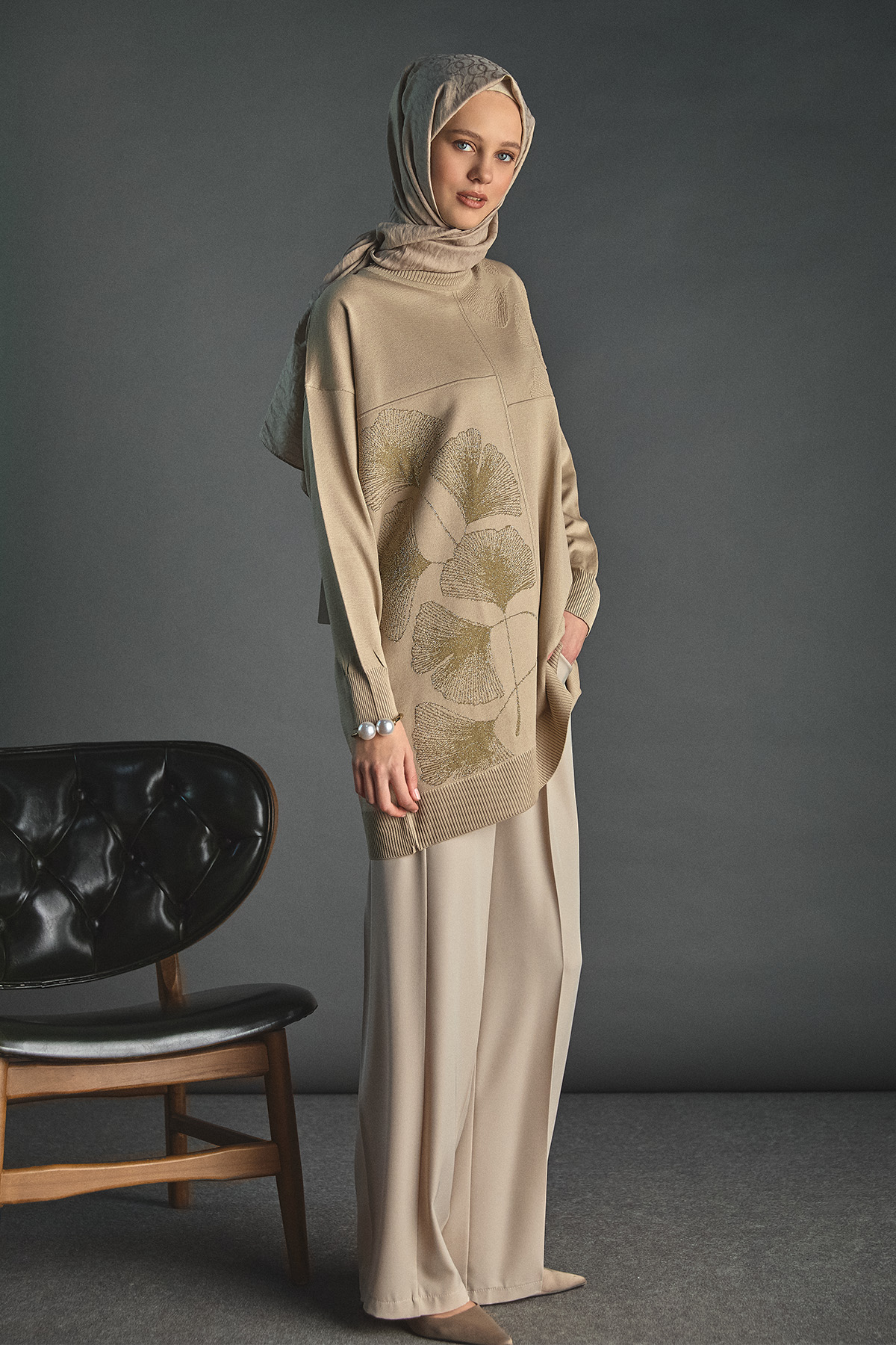 Lastikli Bel Geniş Paça Kumaş Pantolon