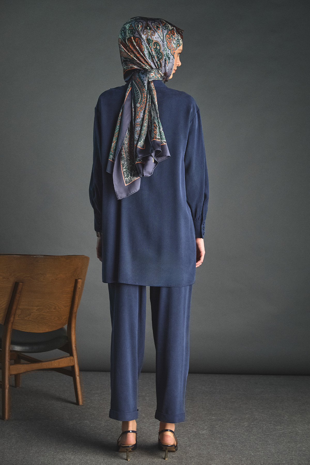 Pilikaşe Detaylı Lyocell Pantolon