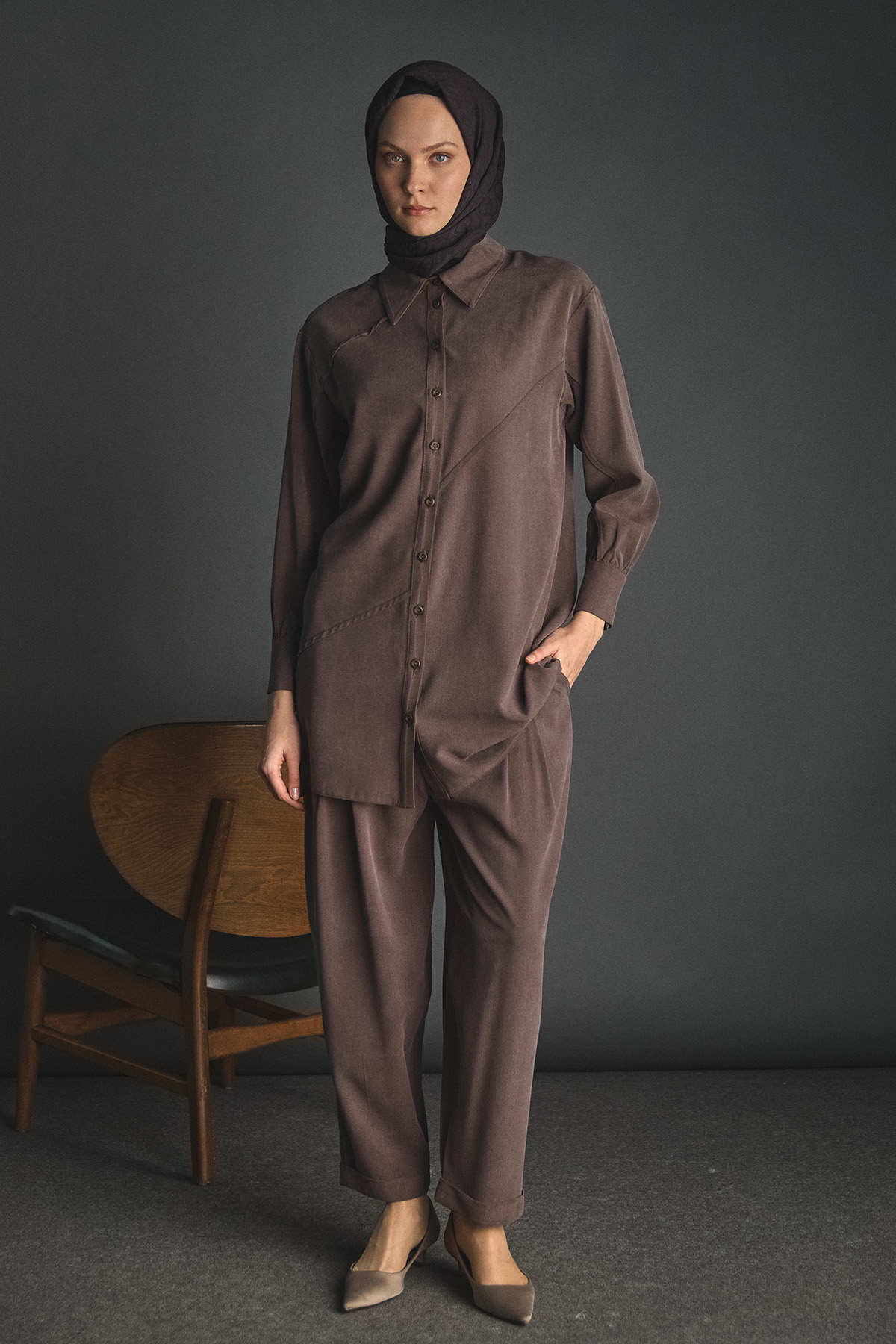 Pilikaşe Detaylı Lyocell Pantolon