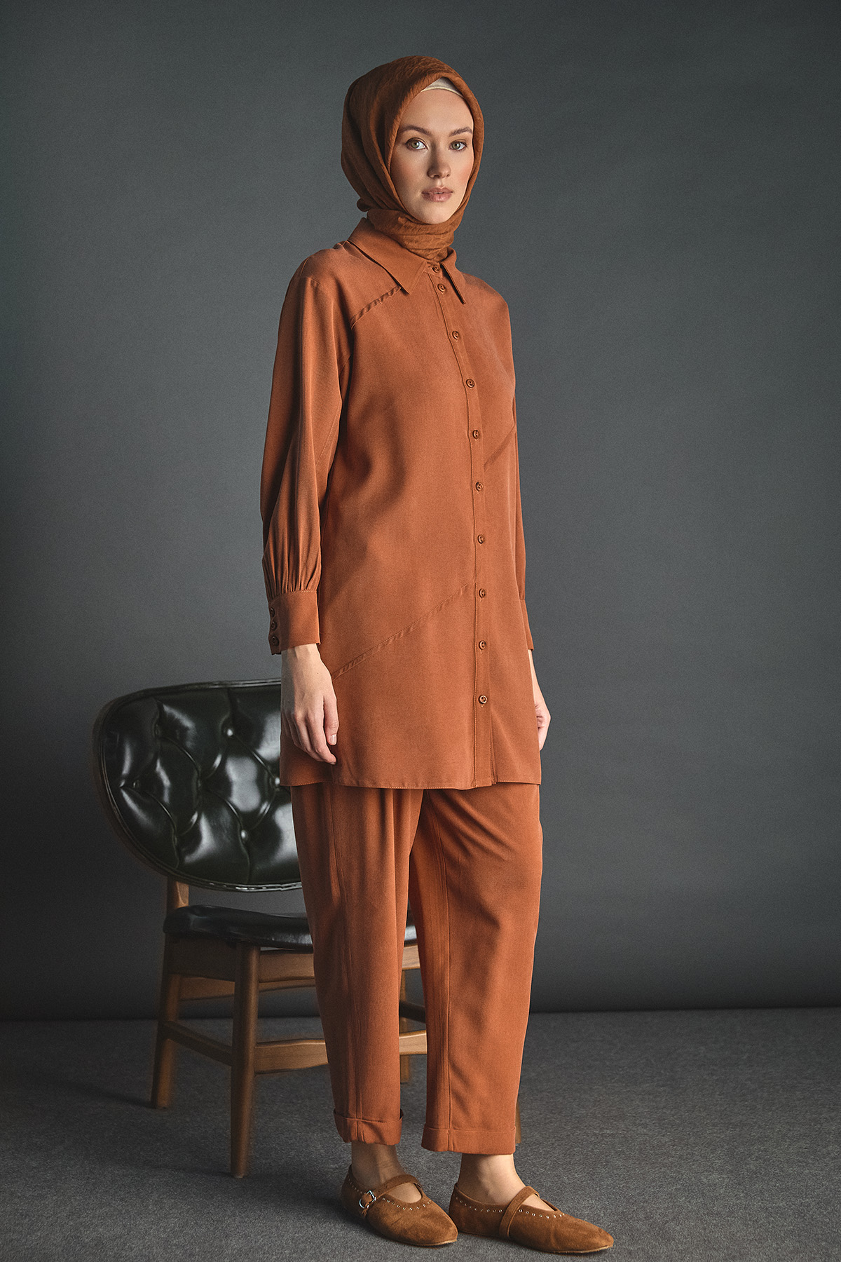 Pilikaşe Detaylı Lyocell Pantolon