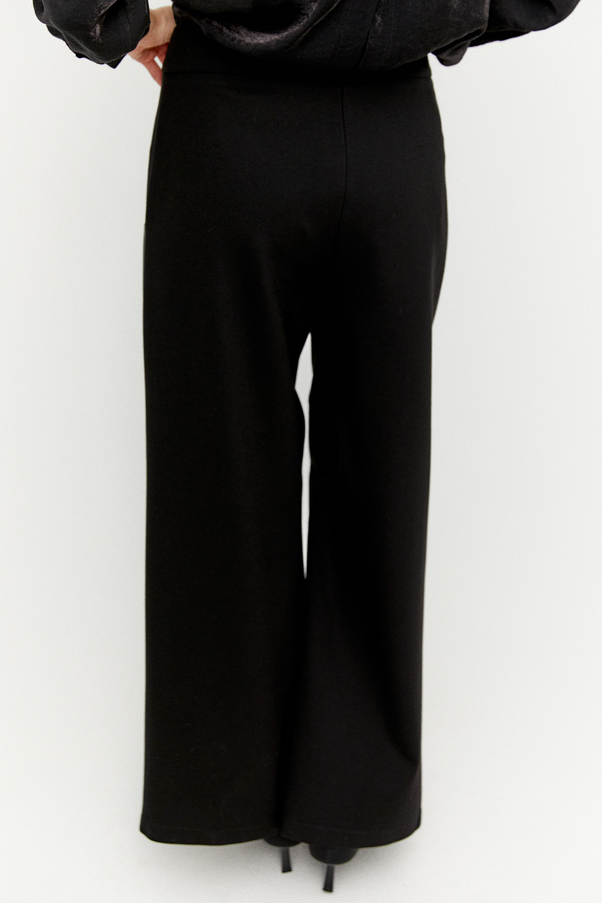 Suni Deri Parçalı Pantolon