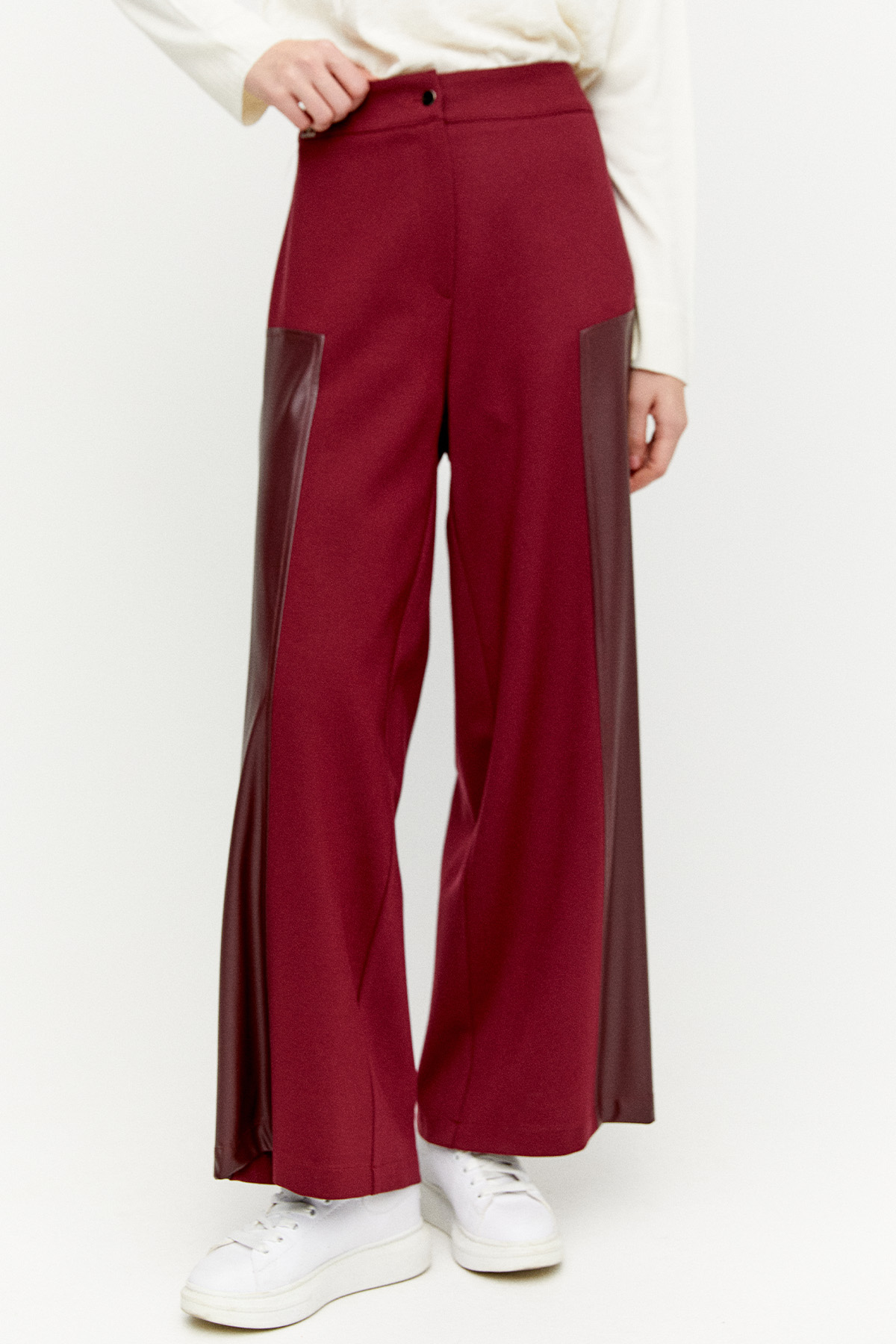 Suni Deri Parçalı Pantolon