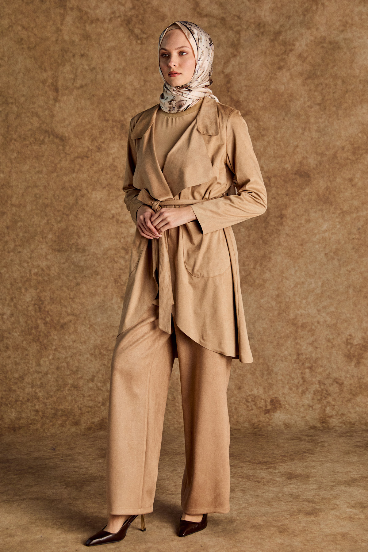 Yüksek Bel Süet Boru Paça Pantolon