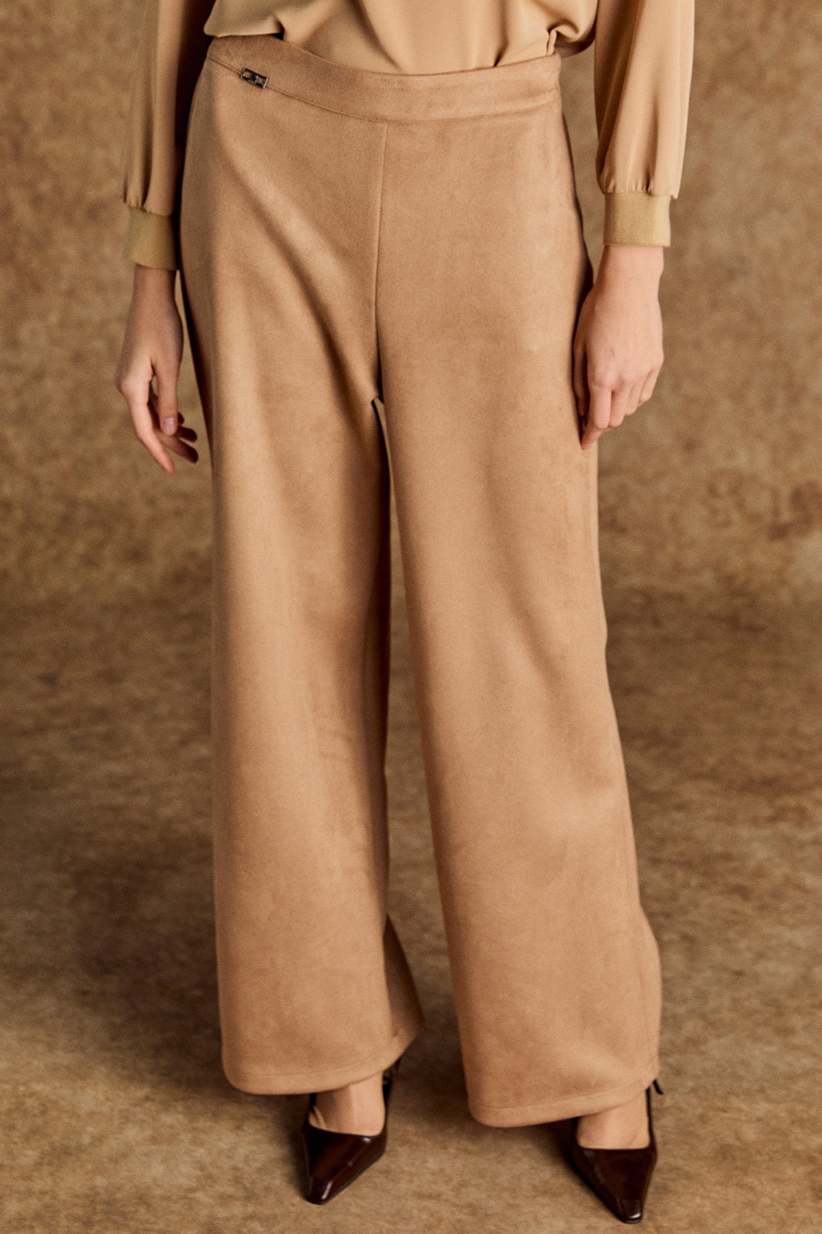 Yüksek Bel Süet Boru Paça Pantolon