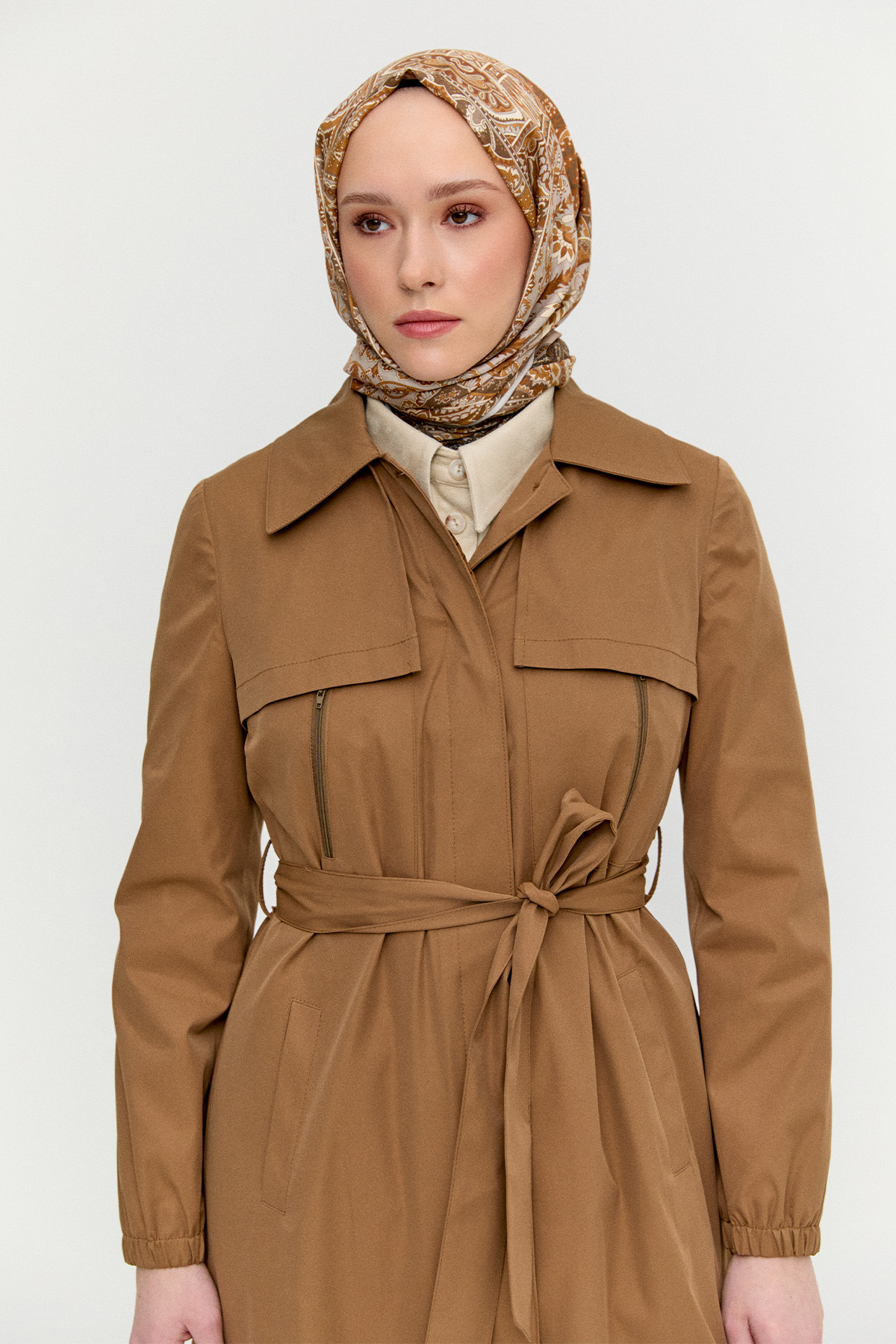 Astarı Desenli Dokuma Pardesü, Tesettür Giyim