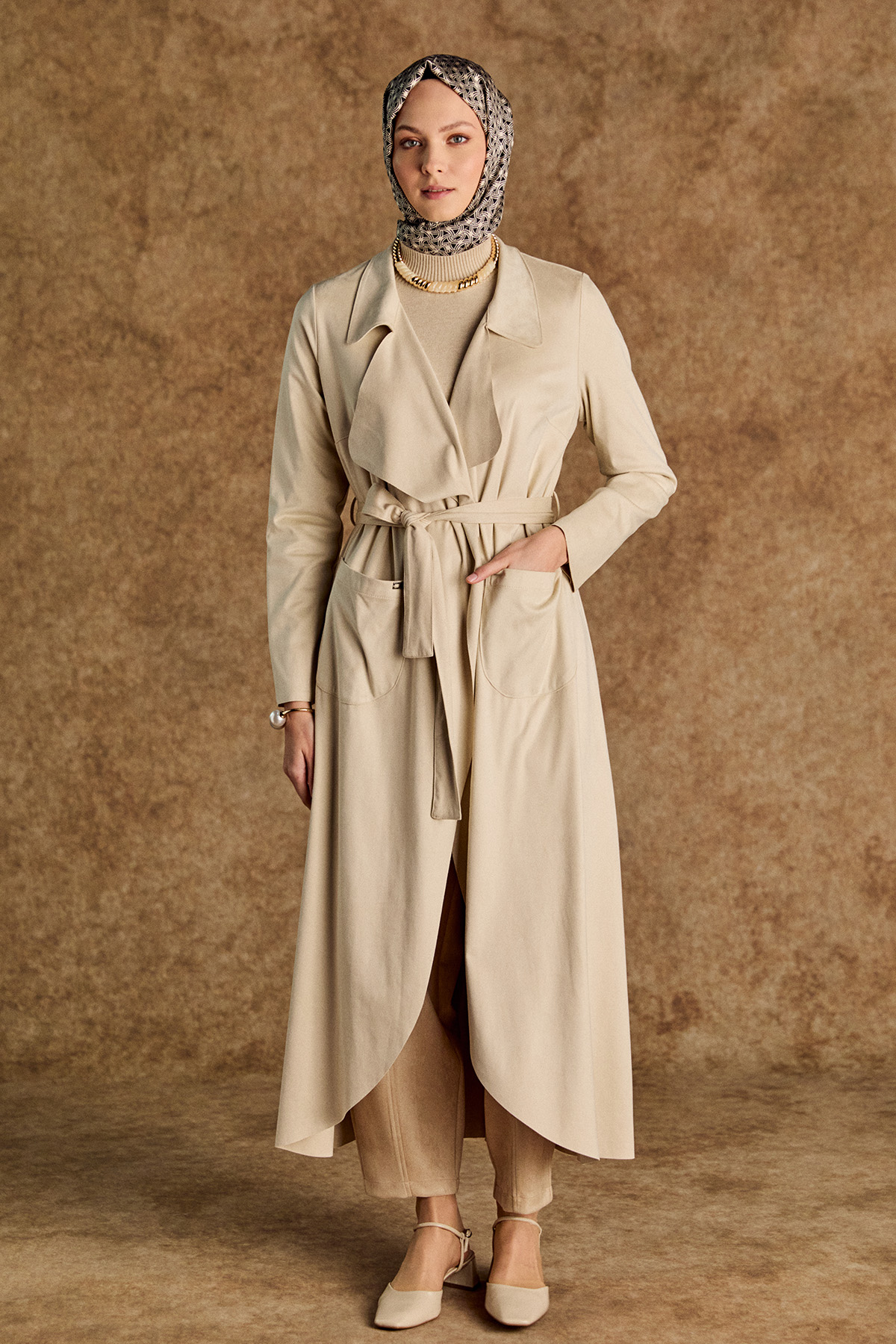 Süet Dokulu Kuşaklı Ceket Yaka Pardösü