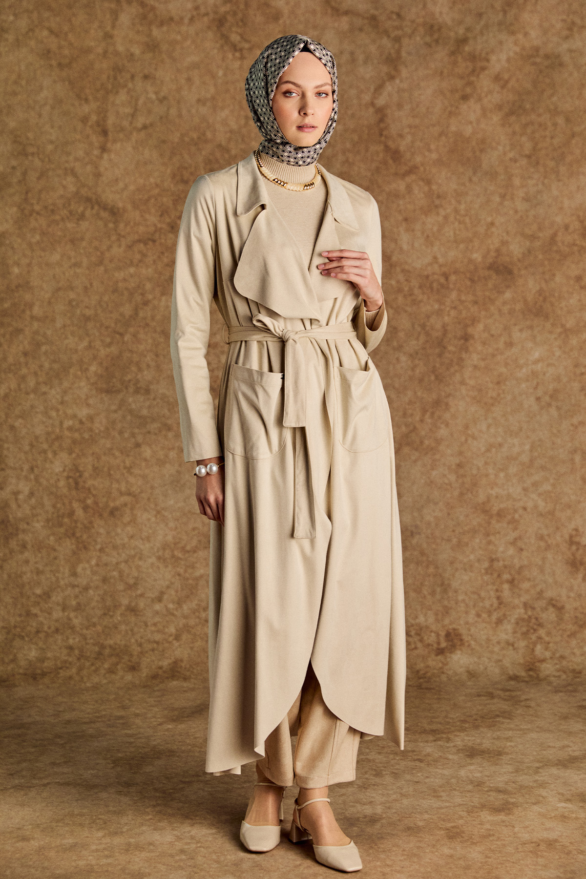 Süet Dokulu Kuşaklı Ceket Yaka Pardösü