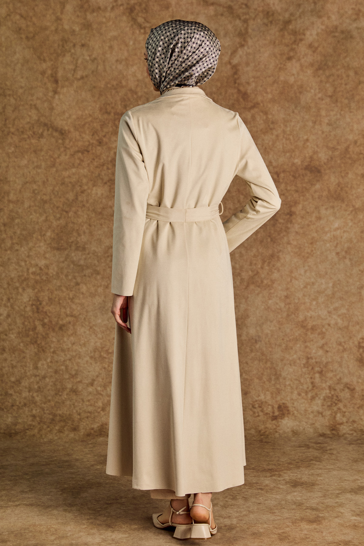 Süet Dokulu Kuşaklı Ceket Yaka Pardösü